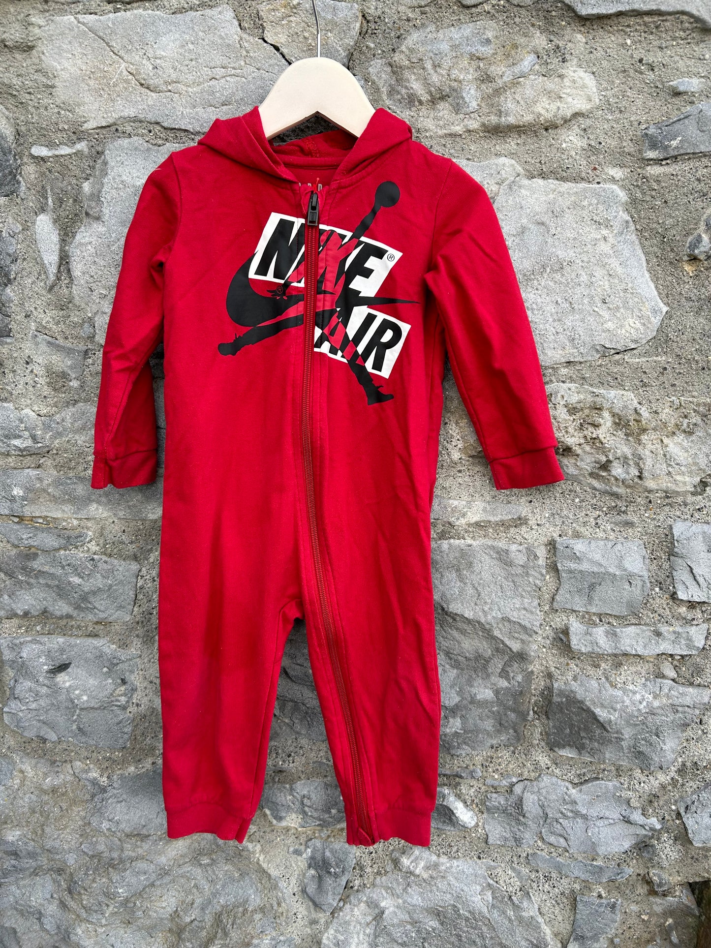 Red hooded onesie 18-24m (86-92cm)