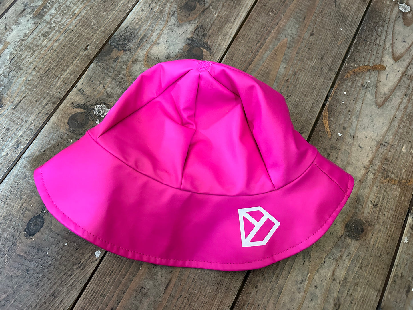 Pink kid bucket hat