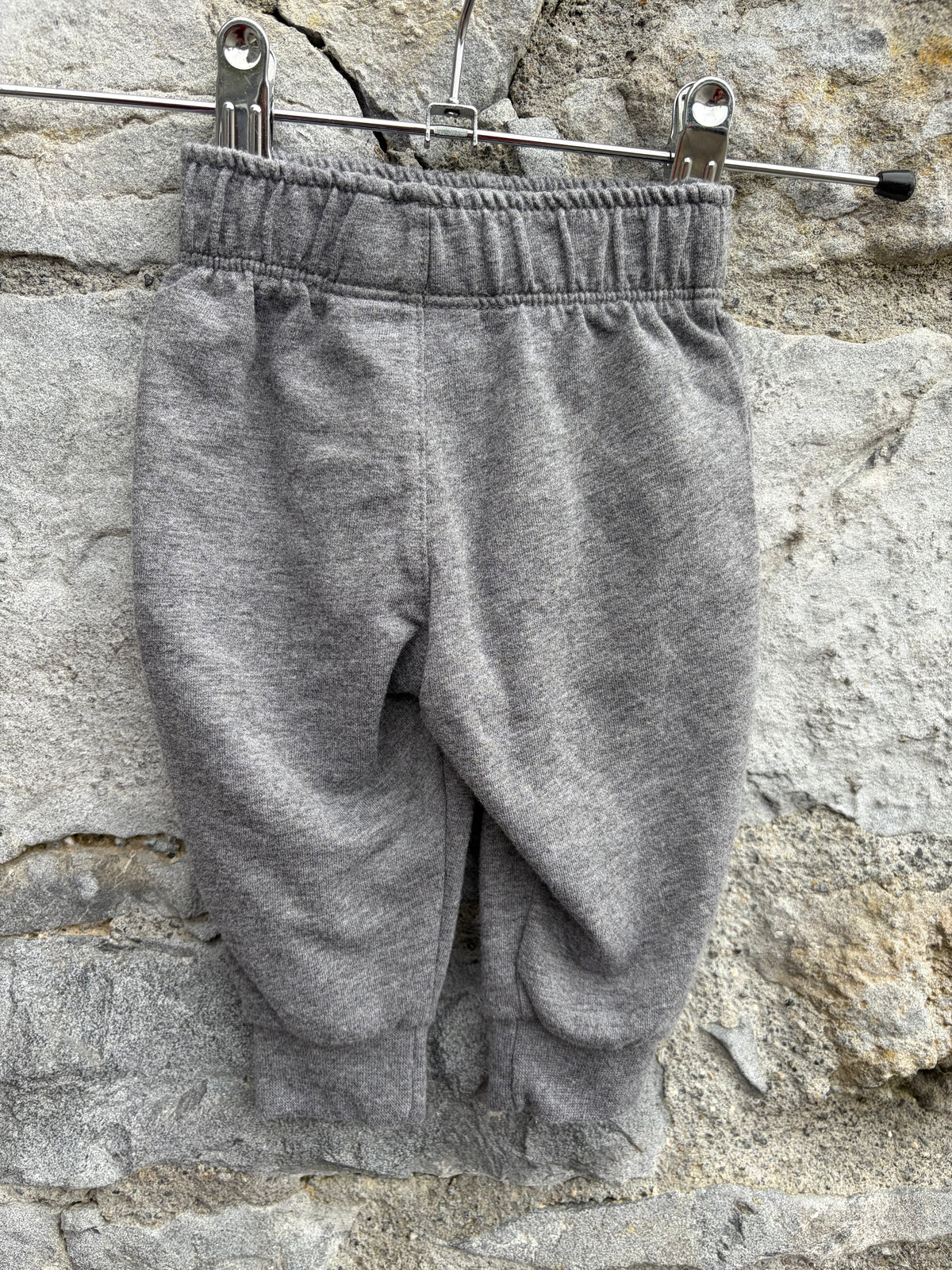 Grey sweatpants 0-3m (56-62cm)