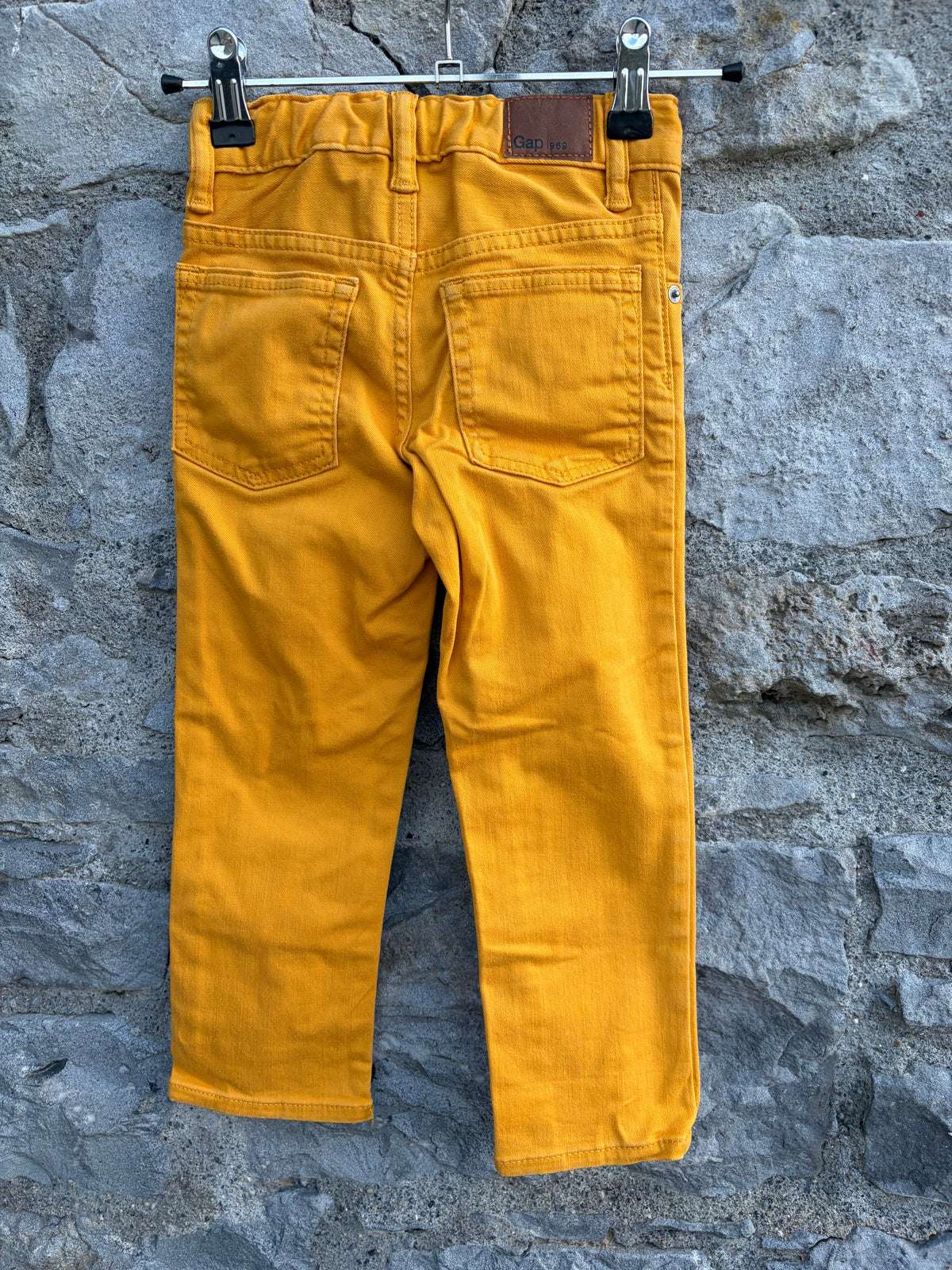 Yellow jeans 4y (104cm)