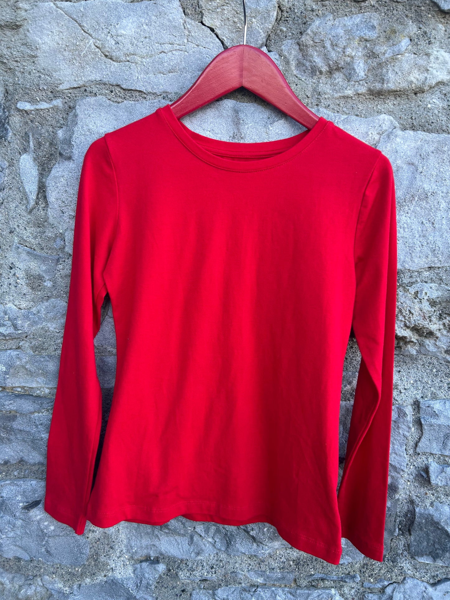 Red top 9-10y (134-140cm)