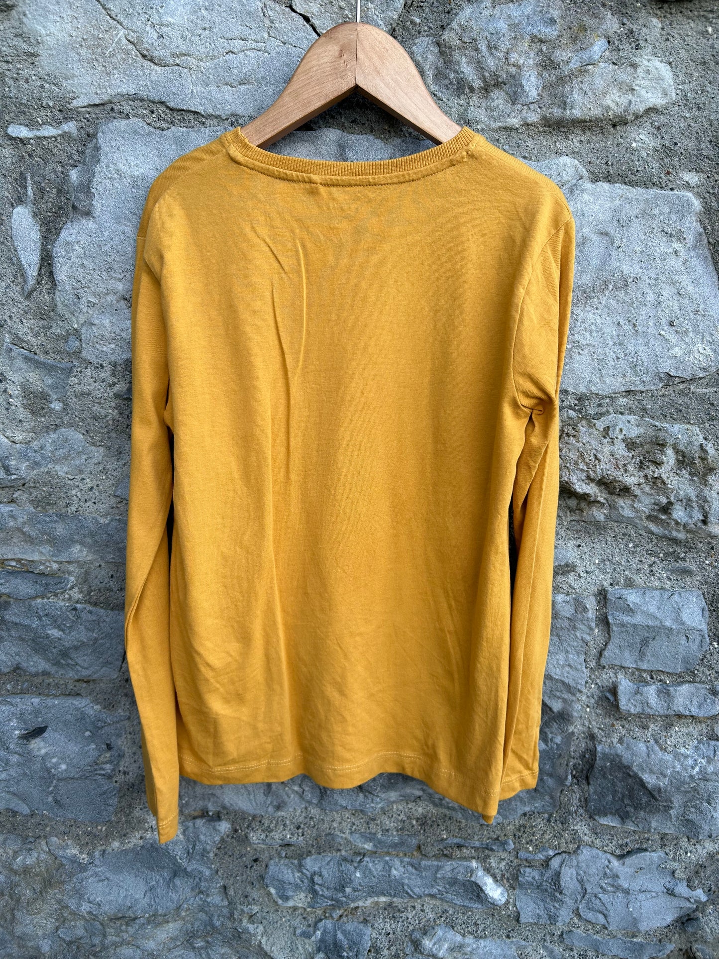 Strong yellow top 9-10y (134-140cm)