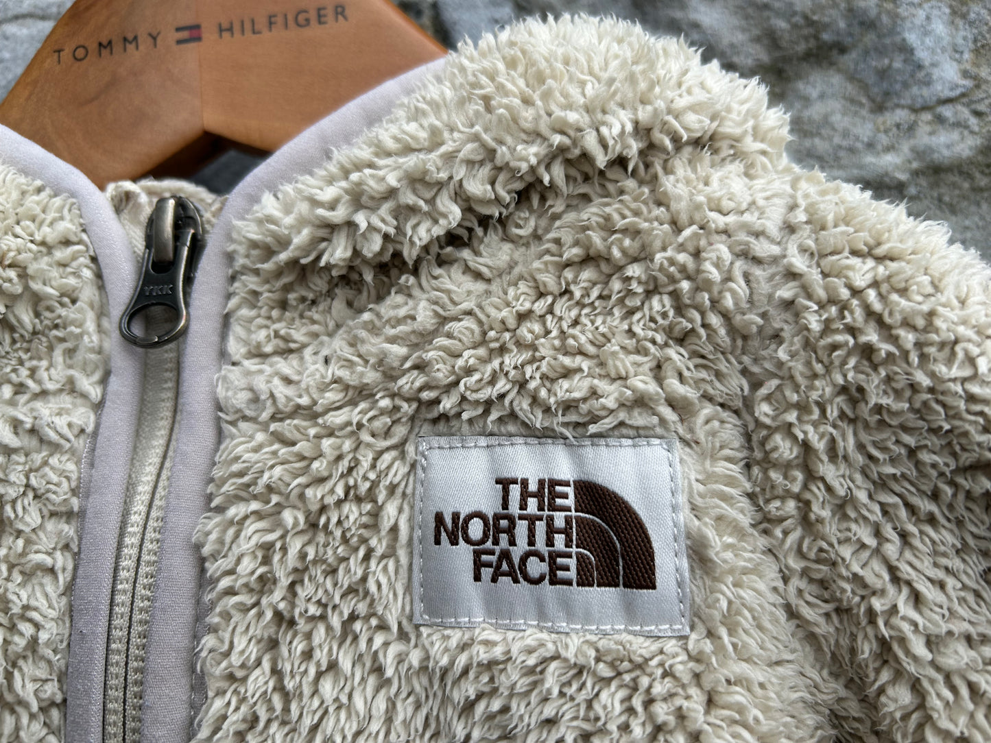 Campshire beige fleece hoodie 12-18m (80-86cm)