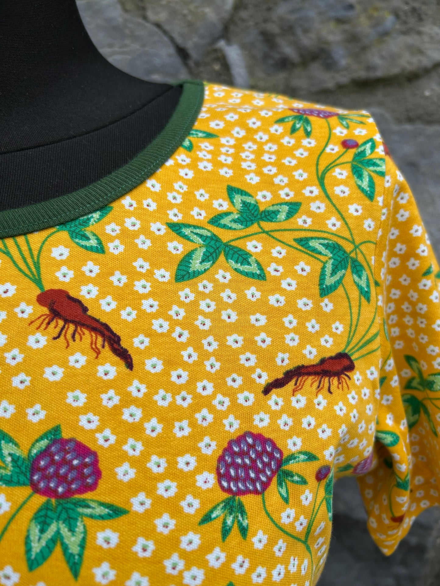 Clover yellow T-shirt uk 10-12