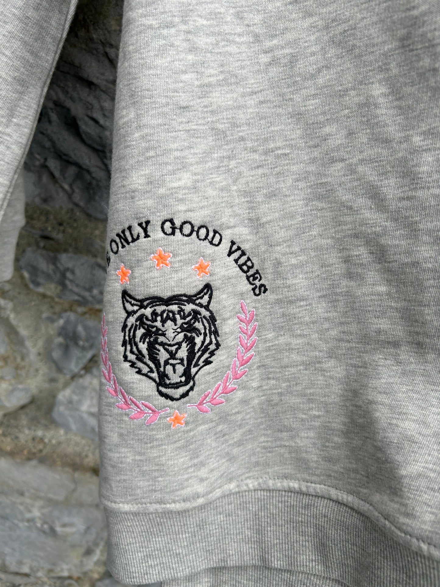 Grey hooded dress 11-12y (146-152cm)