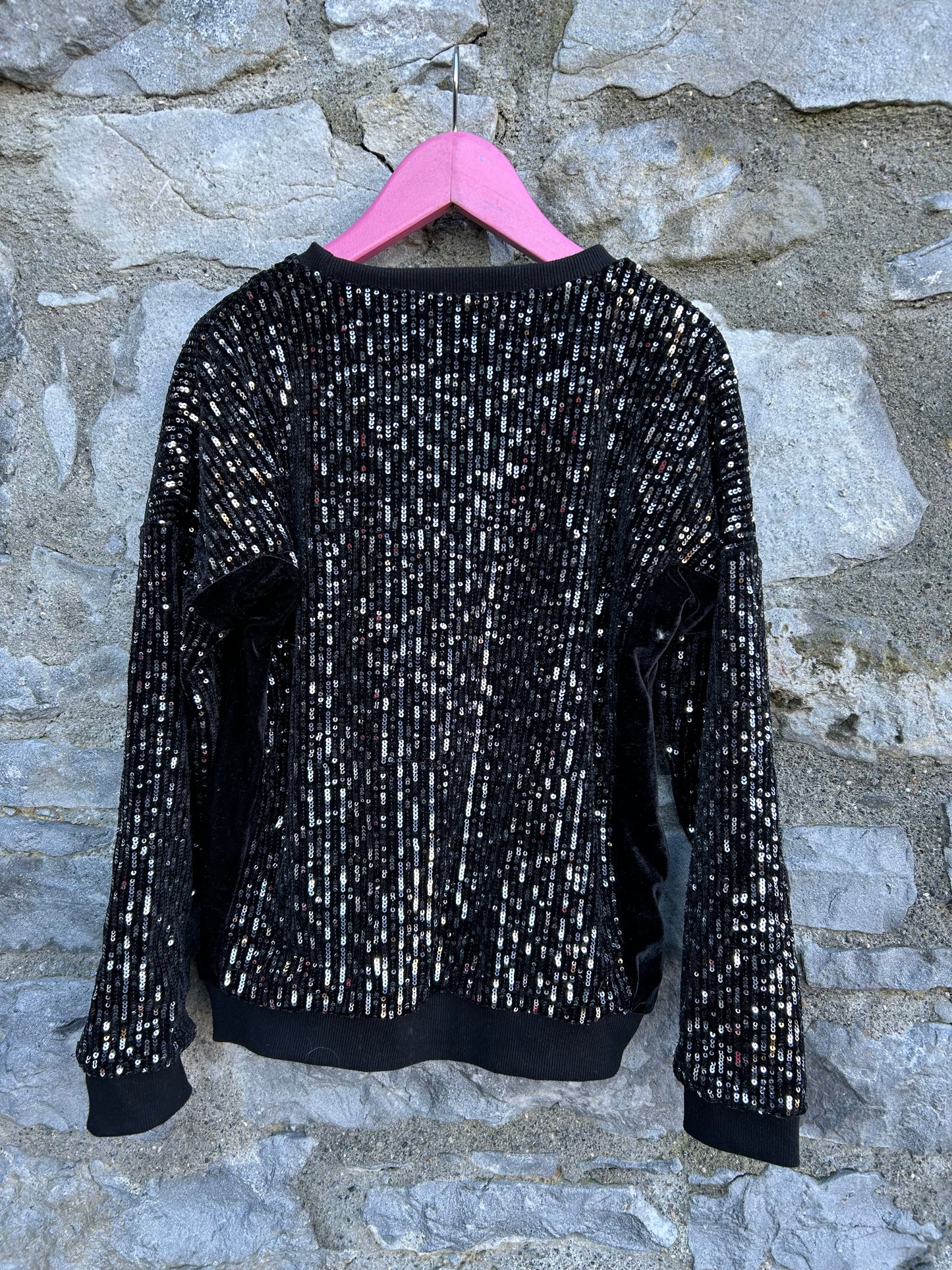 Sequin black sweatshirt 11-12y (146-152cm)