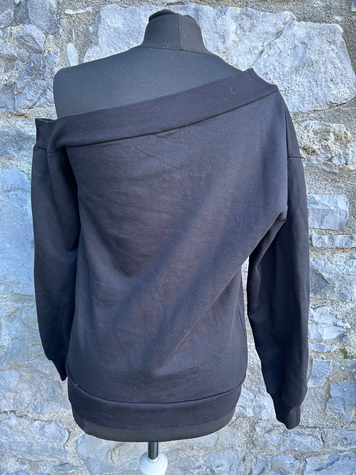 Sequin lips black sweatshirt uk 10