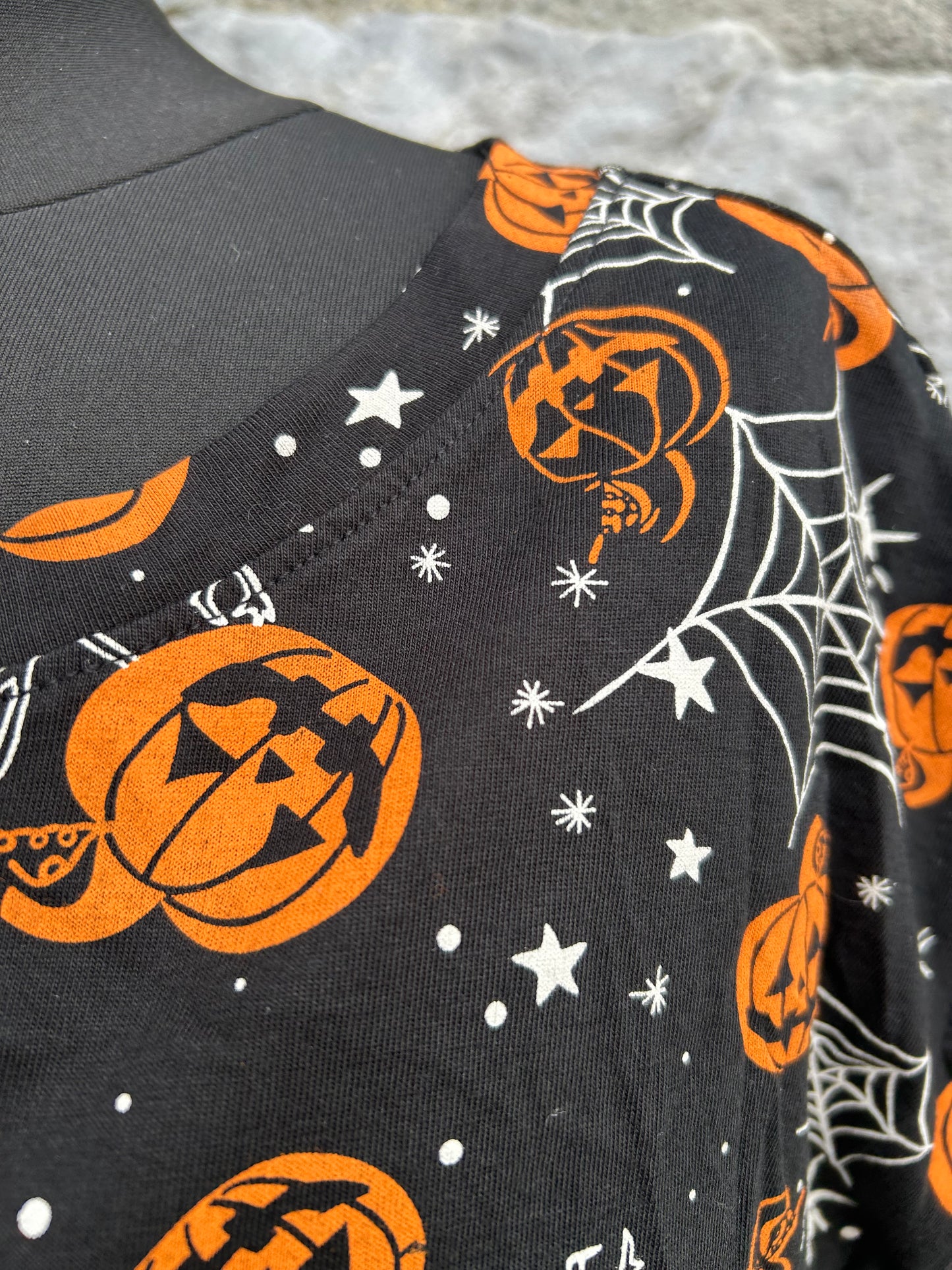 Scary pumpkin black T-shirt uk 14-16