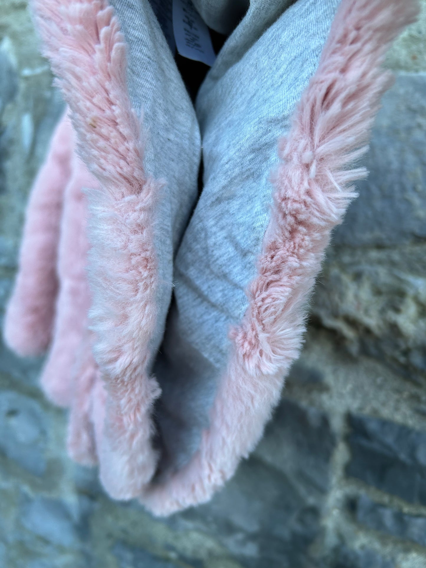 Pink furry poncho 3-4y (98-104cm)