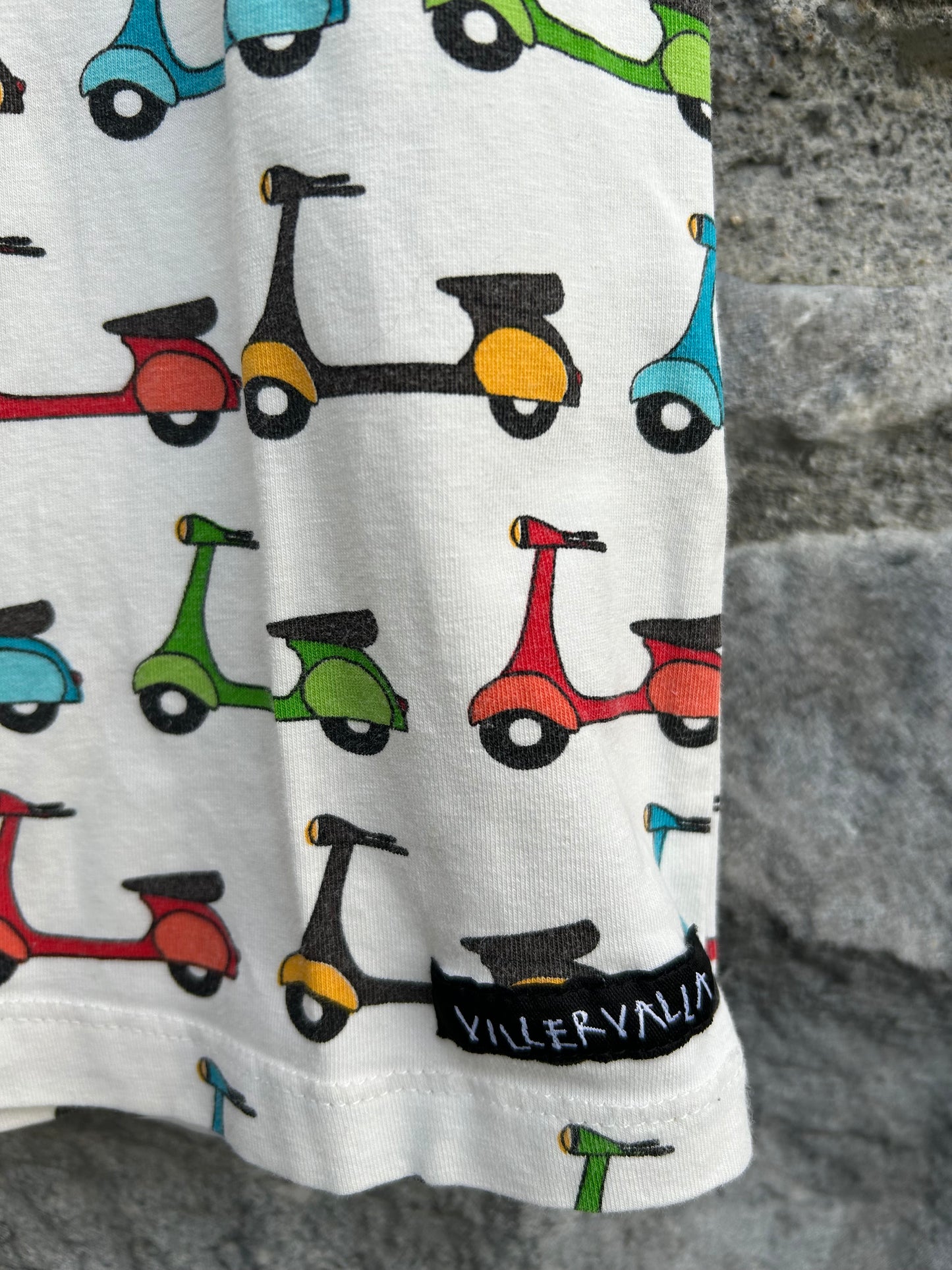 Colourful Vespa white T-shirt 5y (110cm)