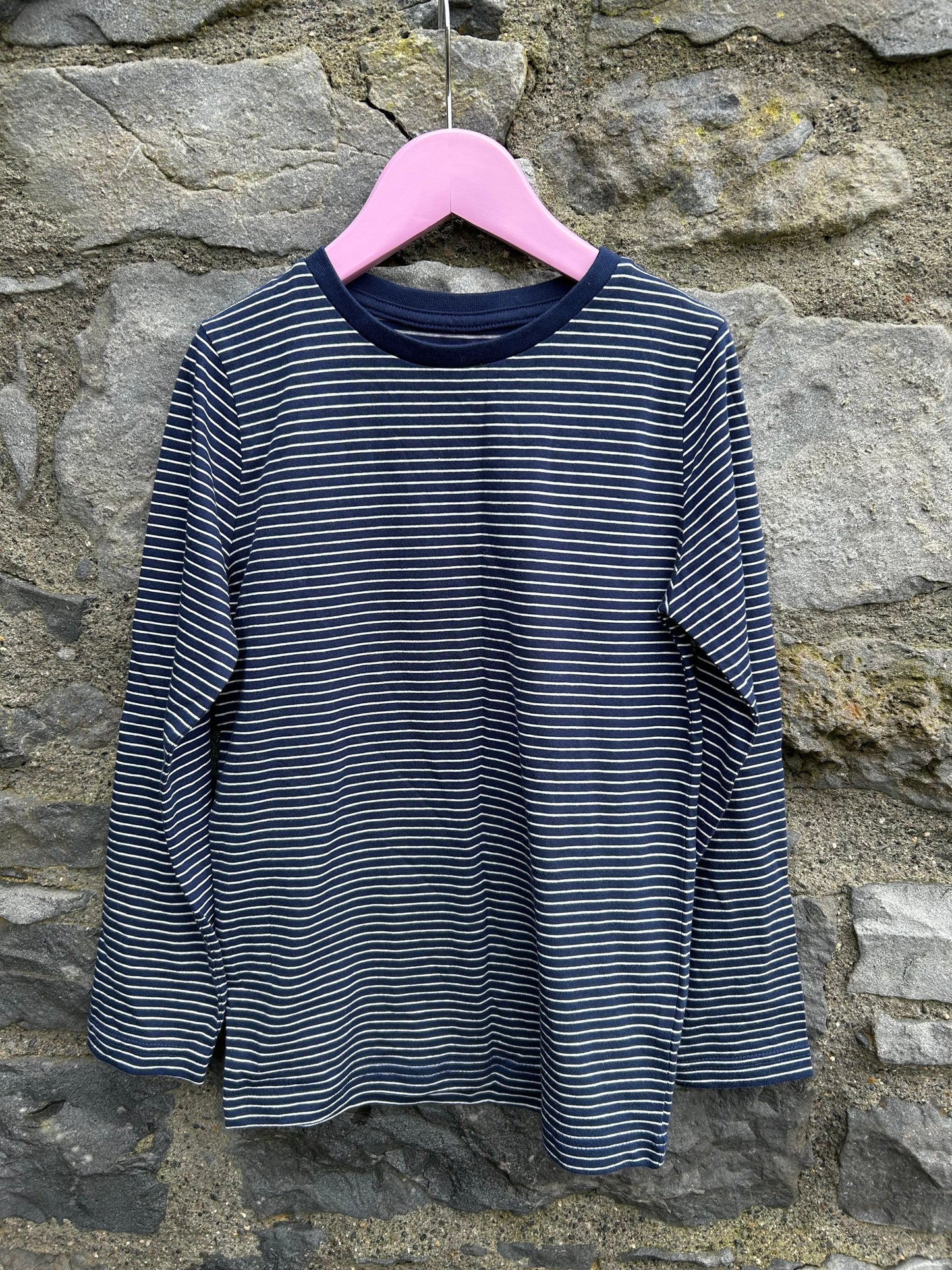 Navy stripy top 7y (122cm)