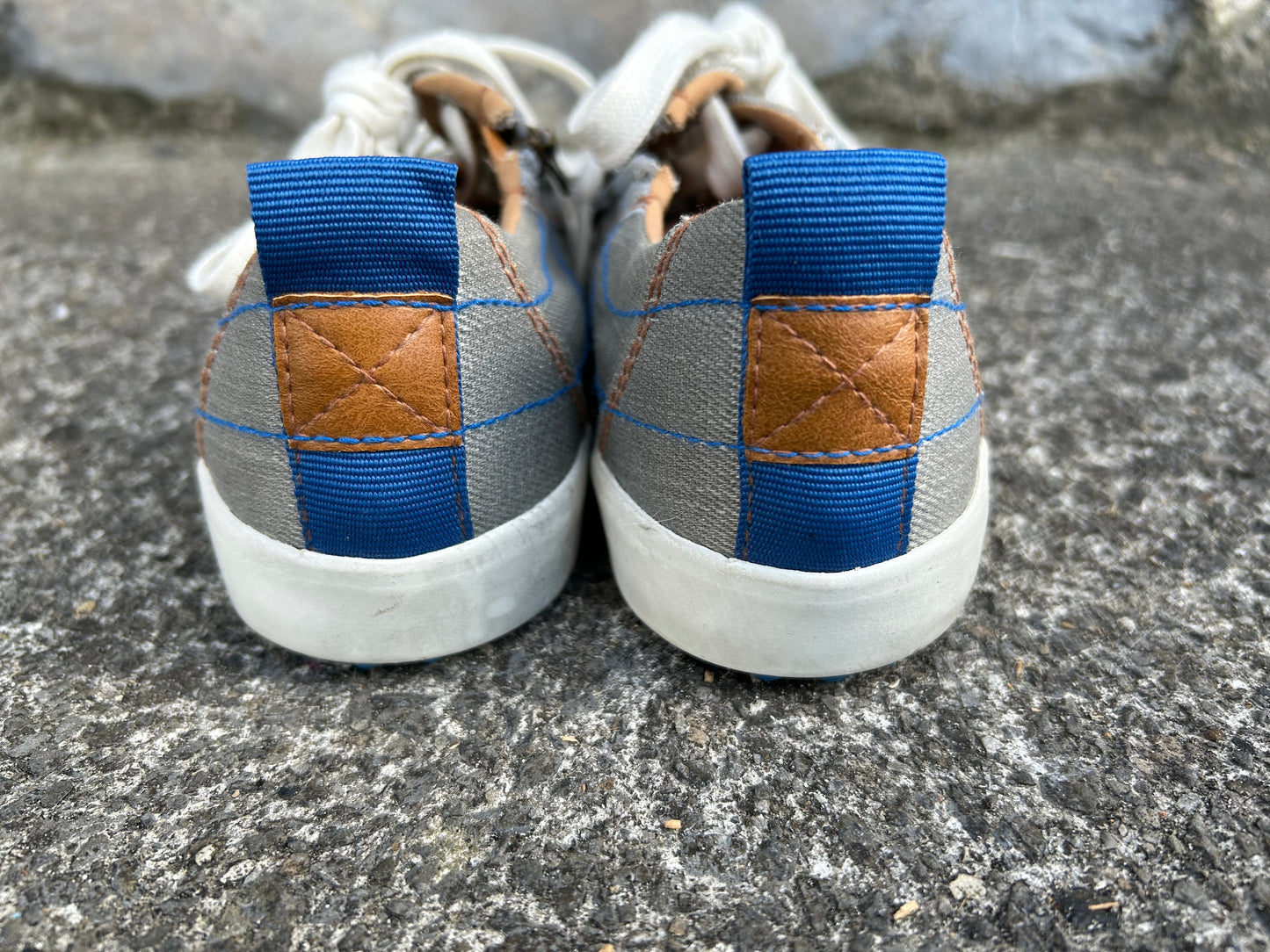 Grey trainers uk 1.5 (eu 34)