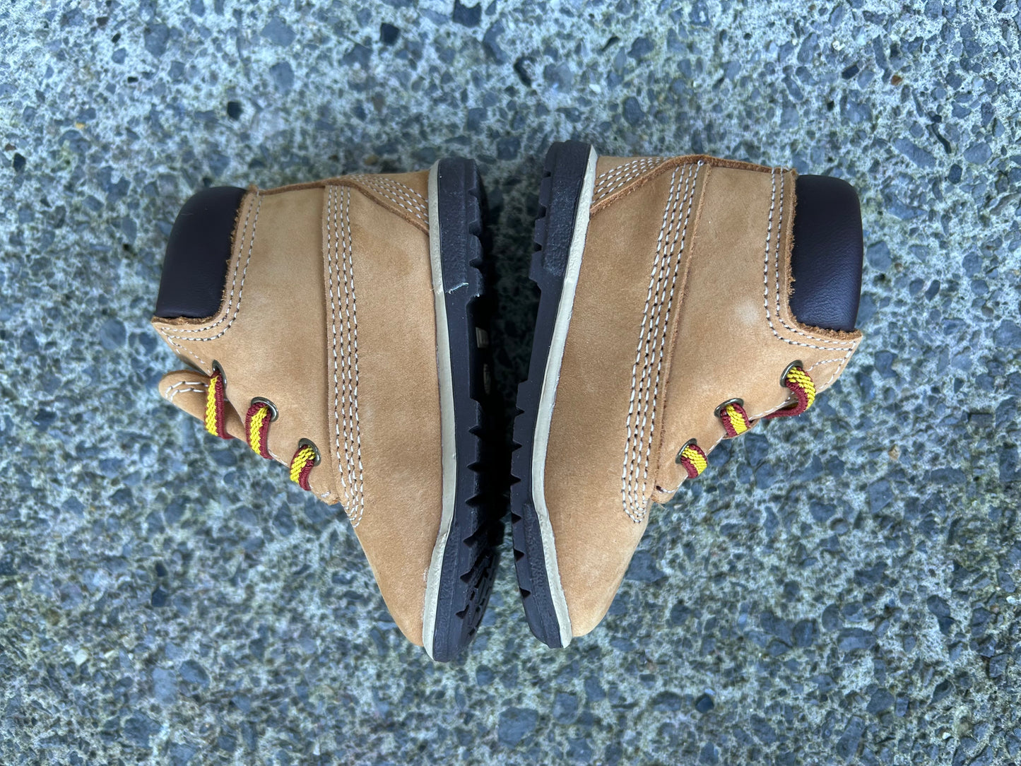Brown suede boots uk 1.5 (eu 17)