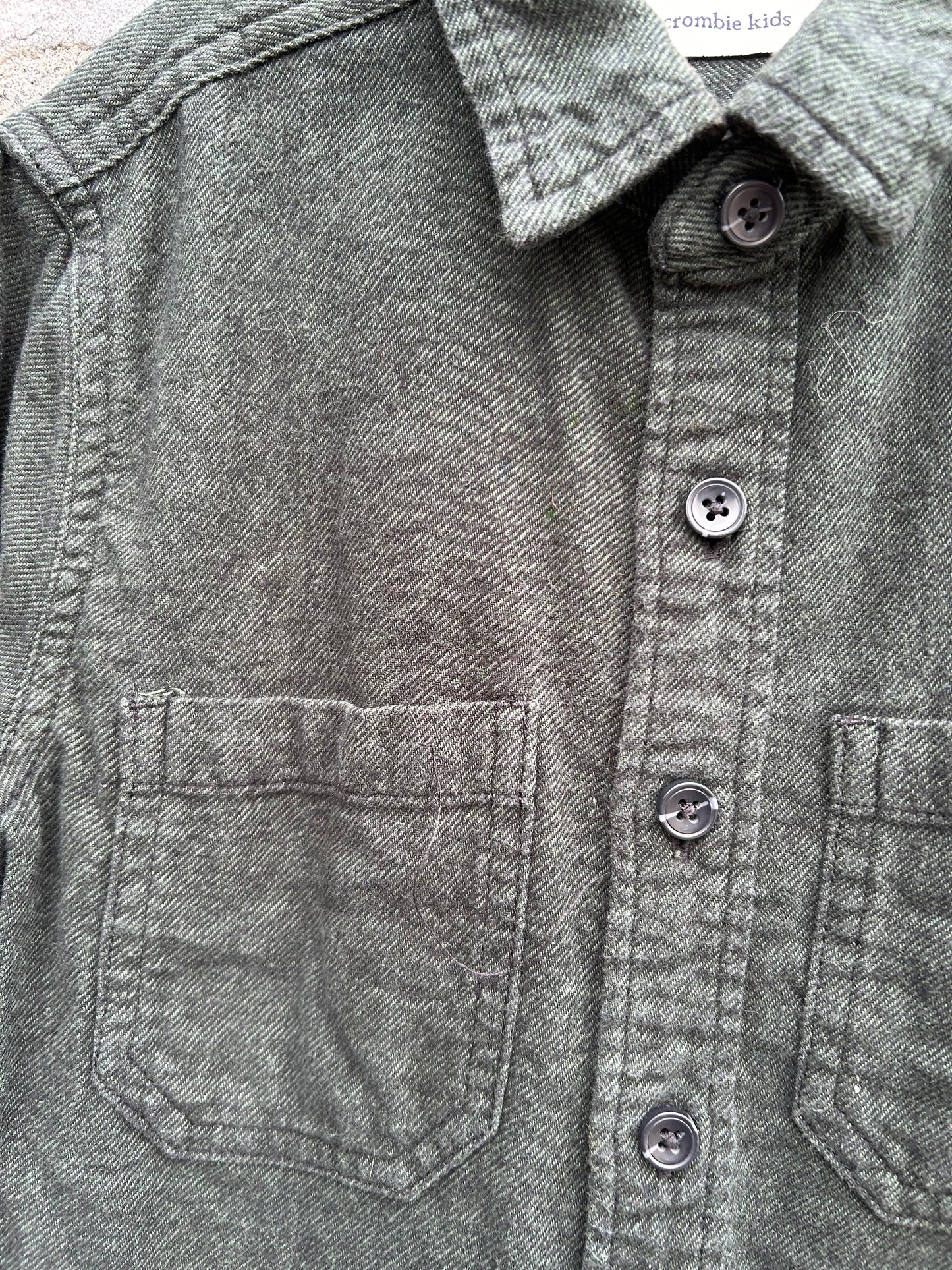 Khaki shirt 5-6y (110-116cm)