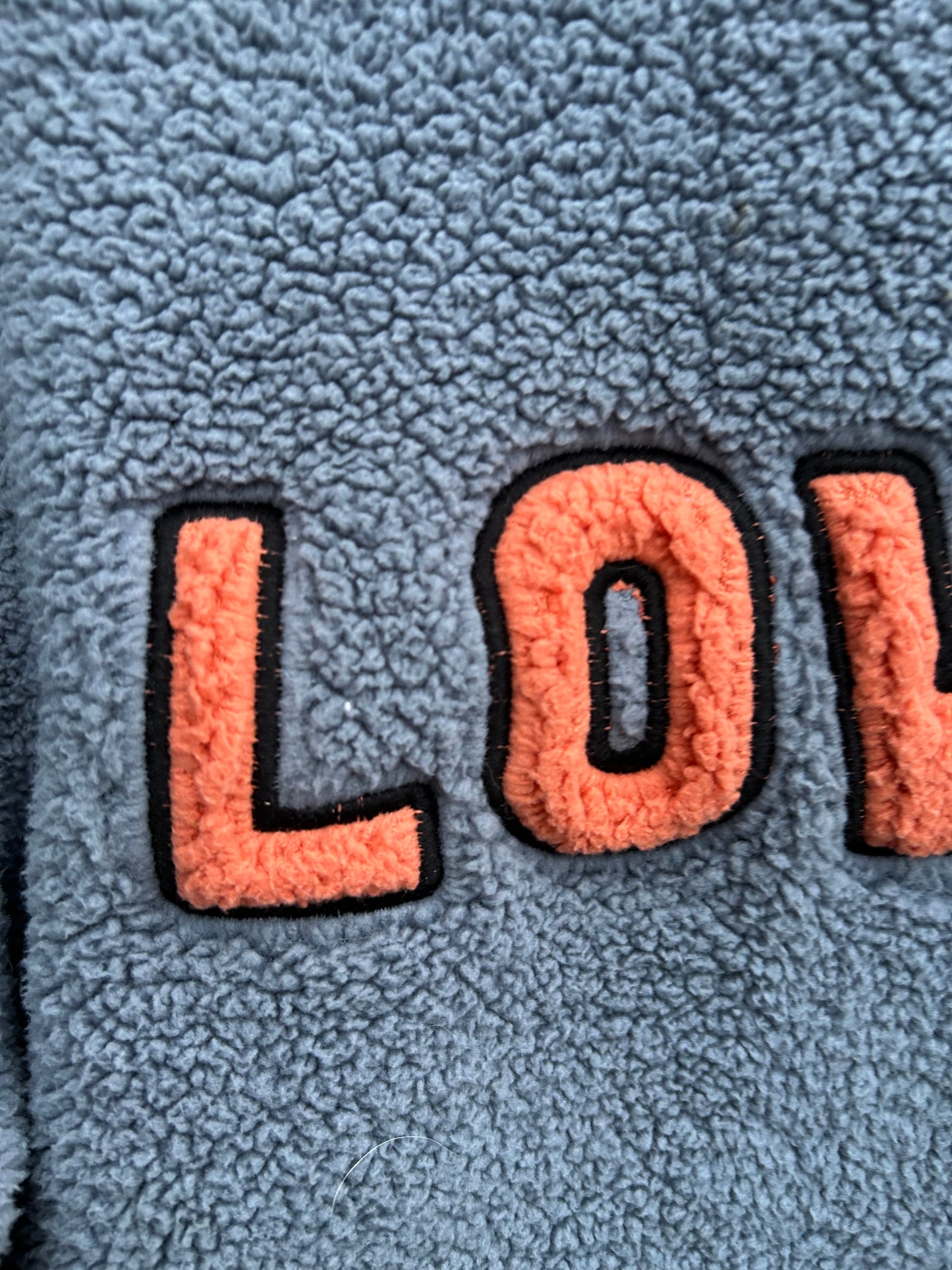 Grey fluffy sweatshirt 9y (134cm)