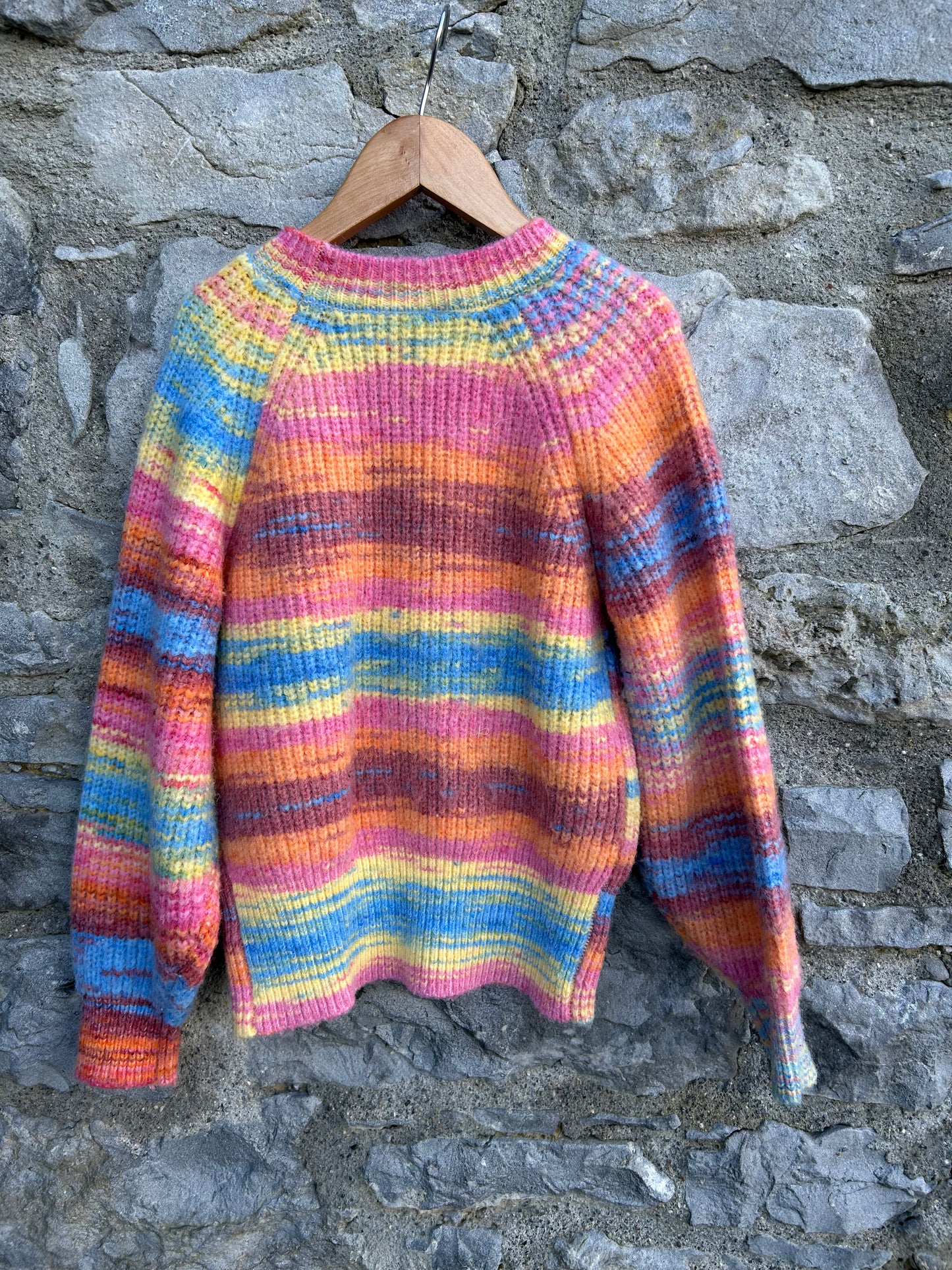 Rainbow stripes jumper 9-10y (134-140cm)