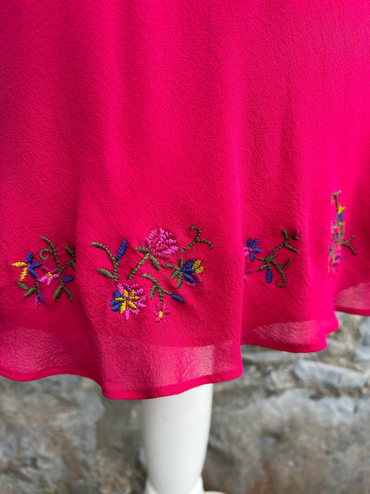 Y2K pink embroidered skirt uk 8
