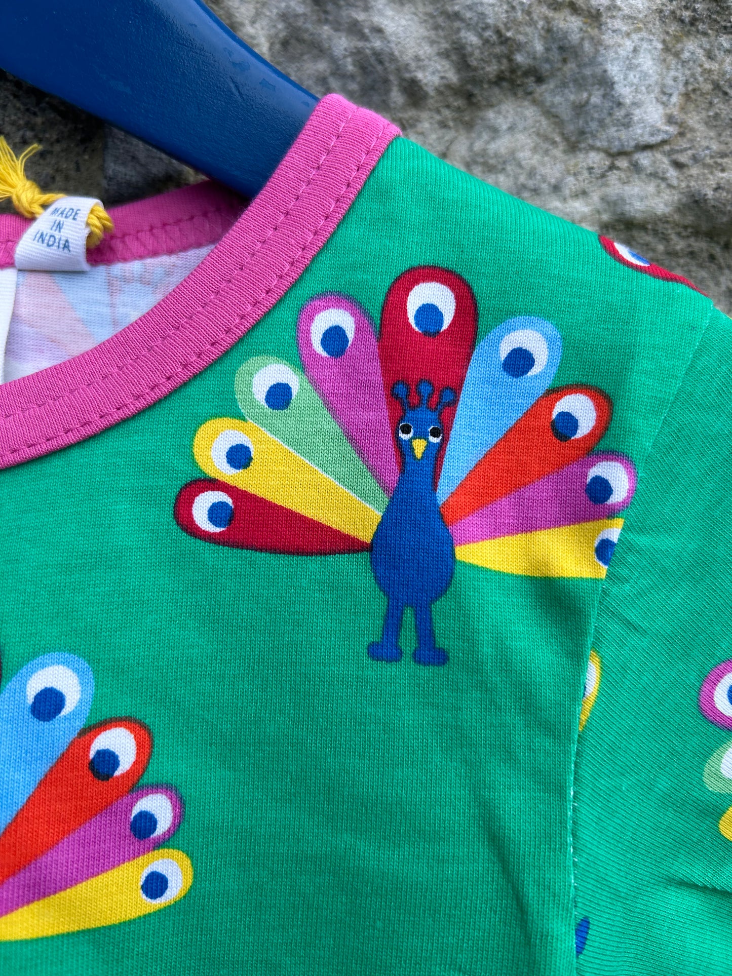 Rainbow peacock T-shirt 2-3y (92-98cm)