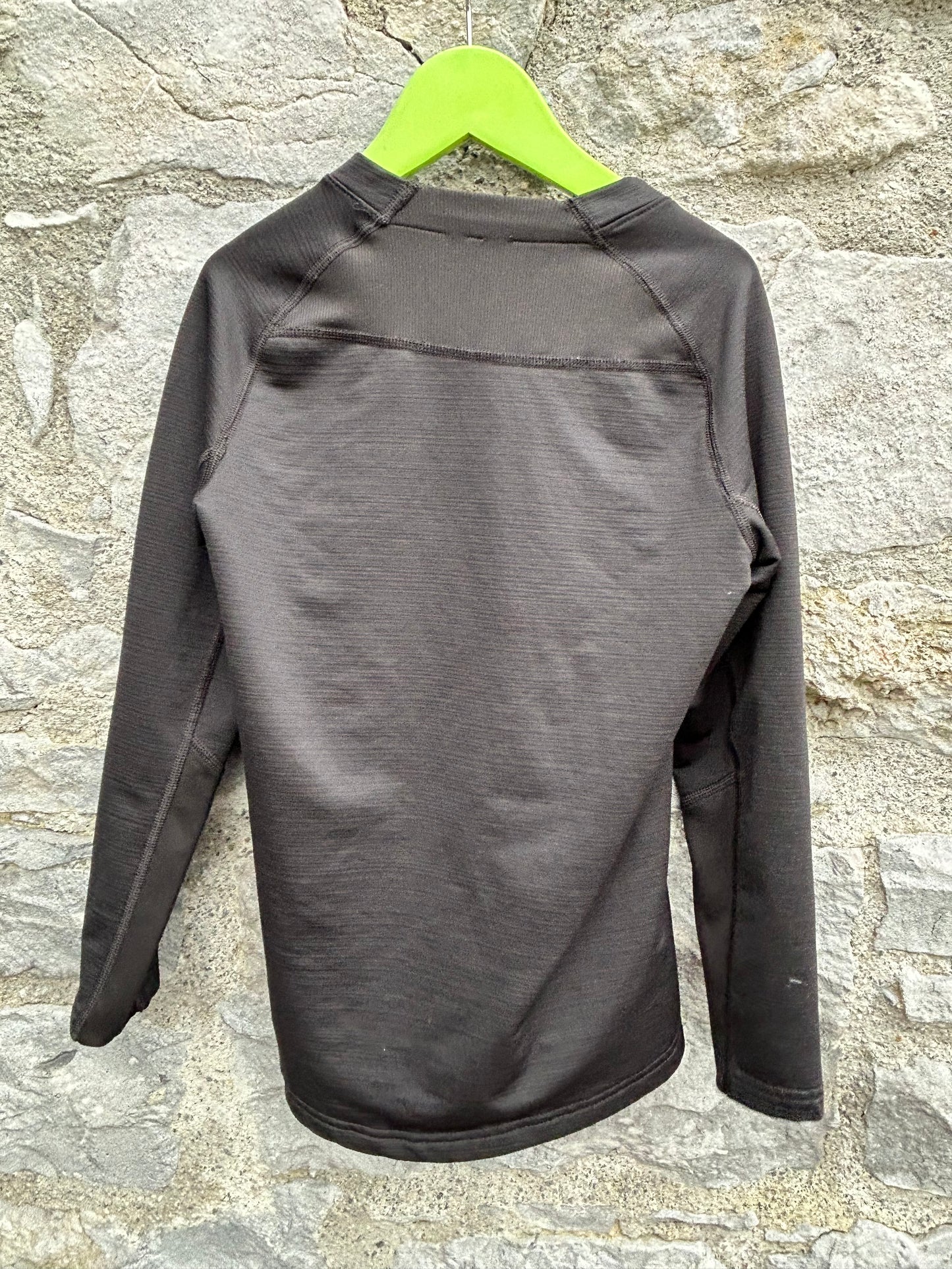 Unisex black sport top 8-9y (128-134cm)