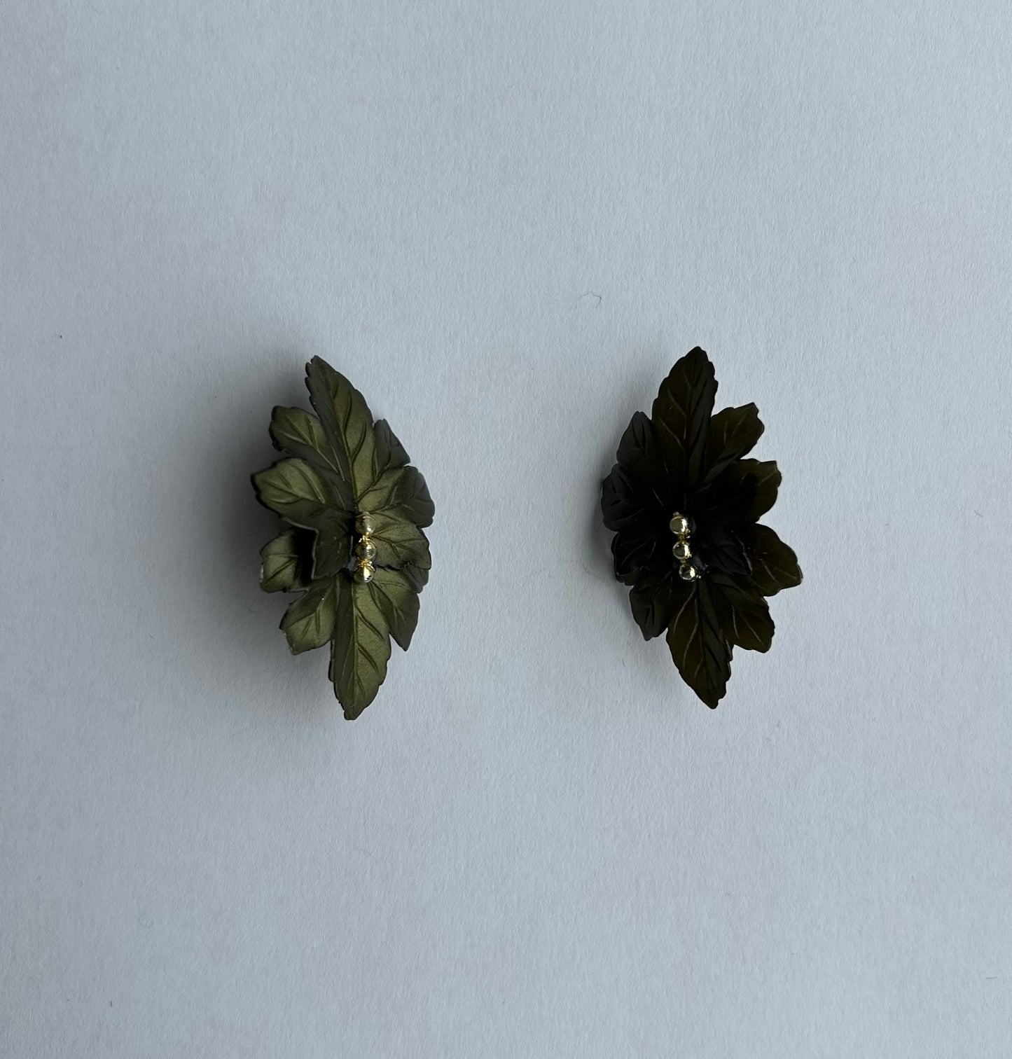 Leaf earrings