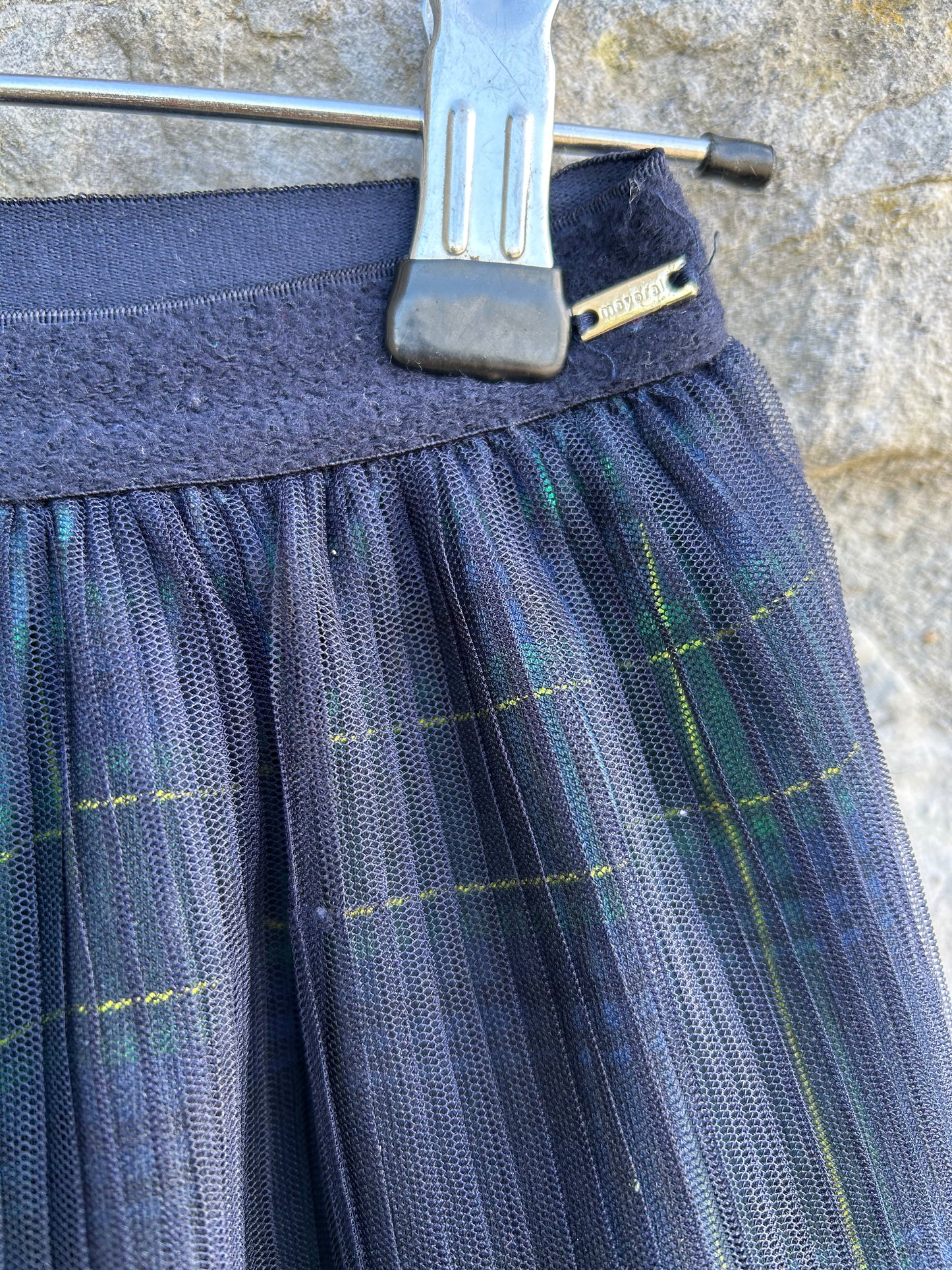 Navy checked skirt 4-5y (104-110cm)