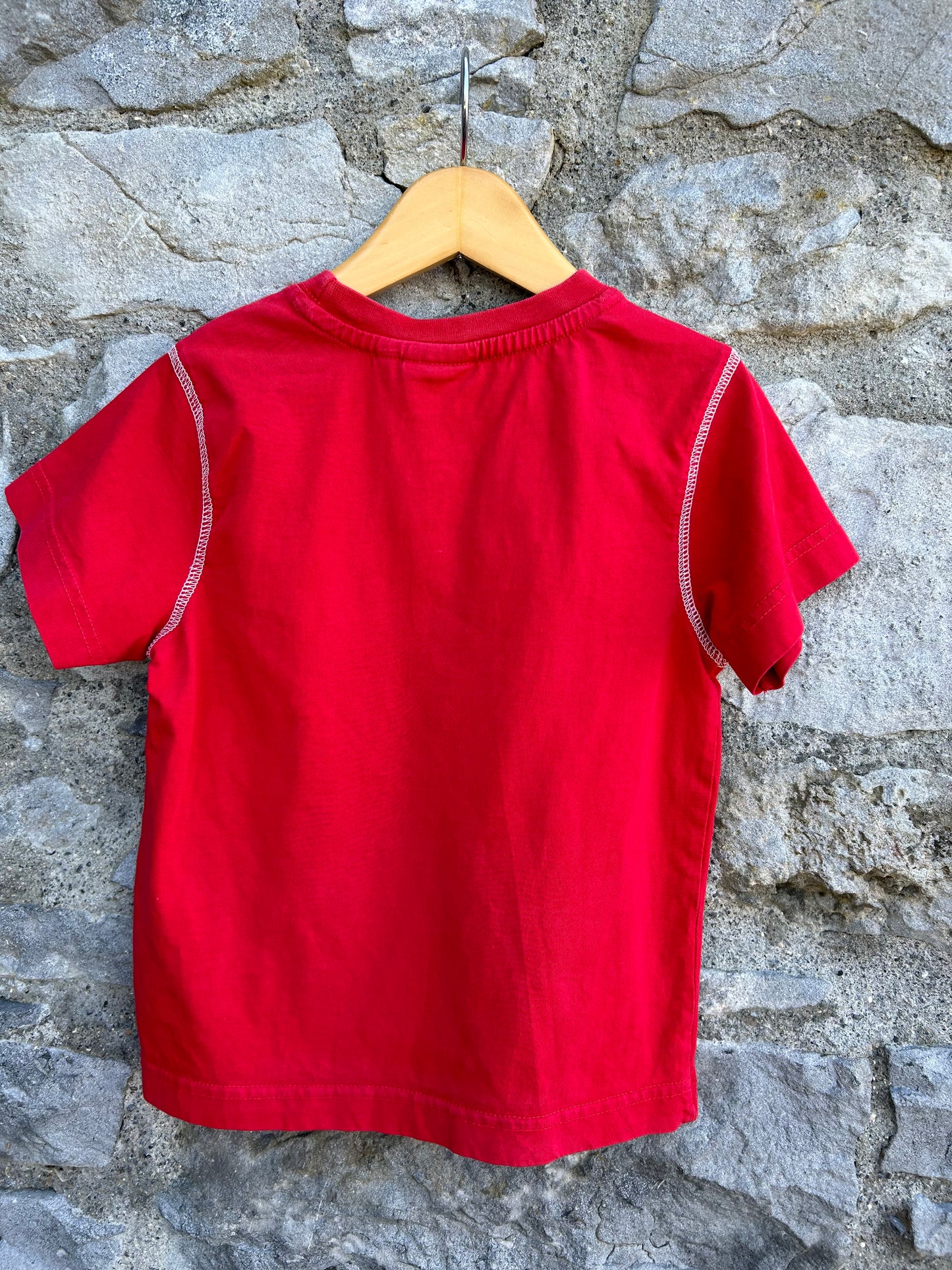 Red Star Wars T-shirt 3-4y (98-104cm)