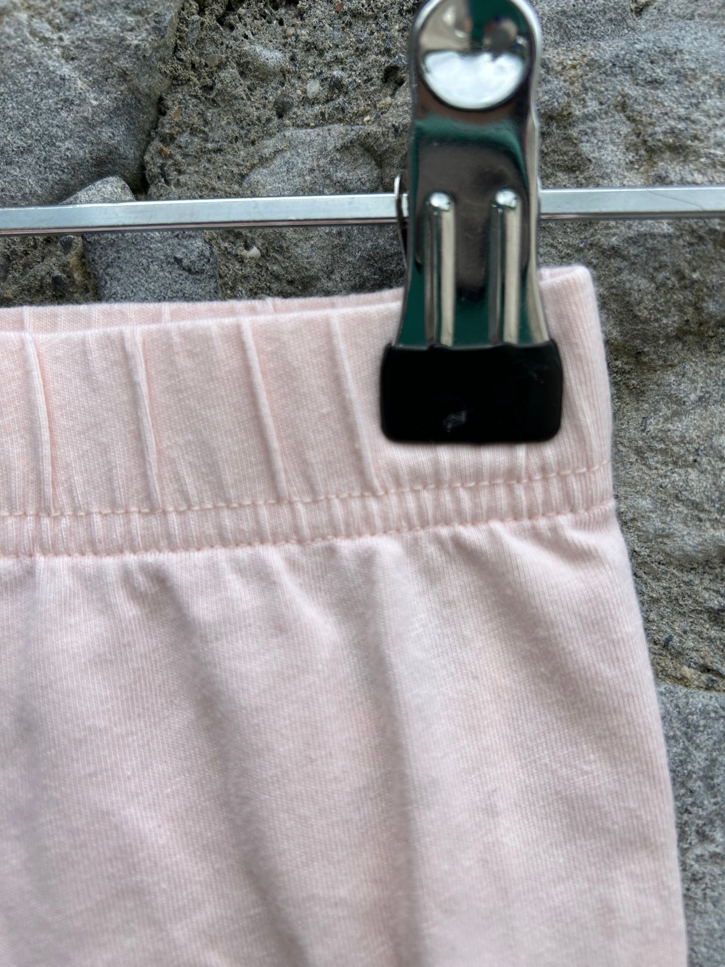 Light pink shorts 9-12m (74-80cm)
