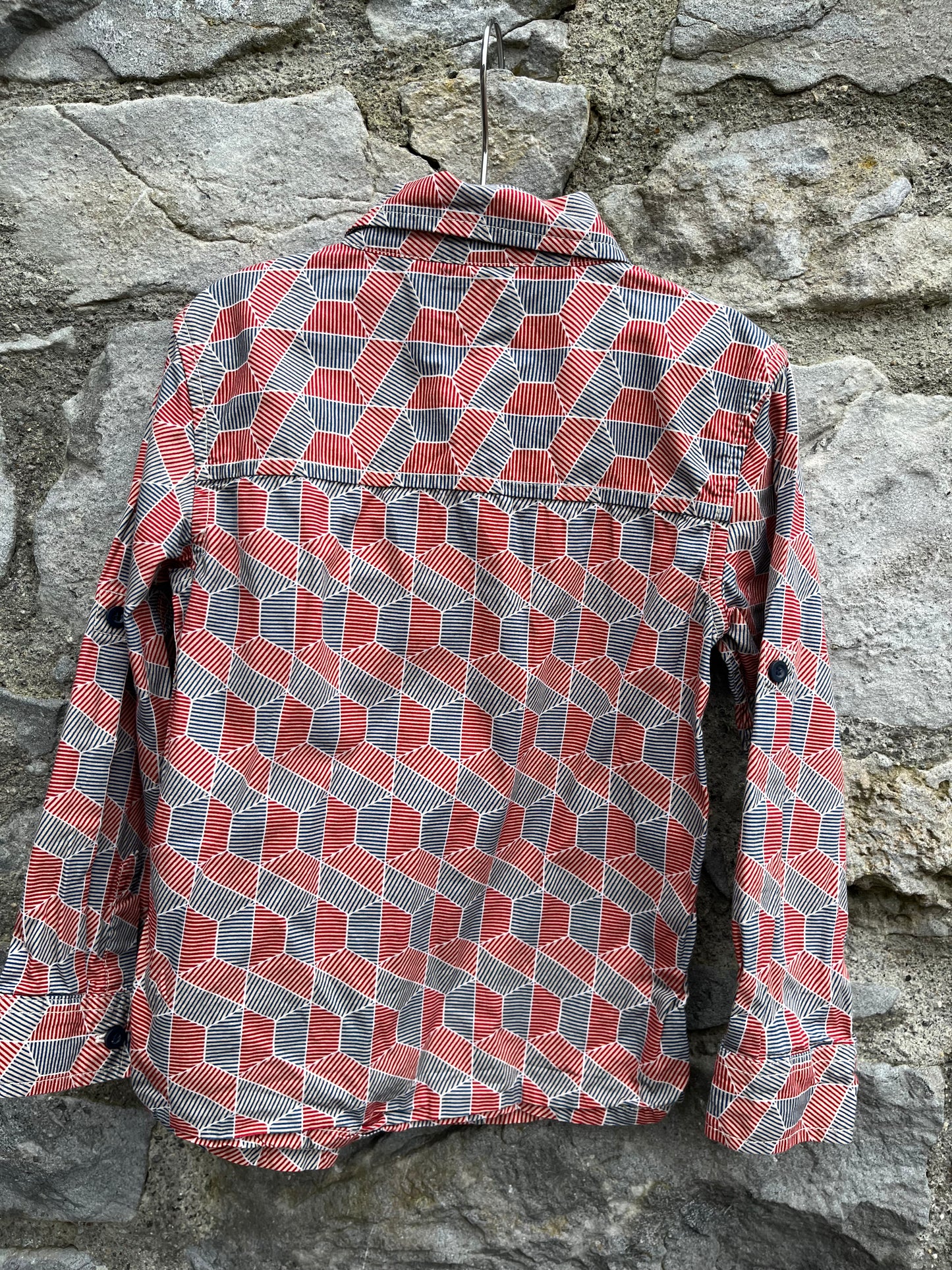 Red&navy geometric shirt 4y (104cm)