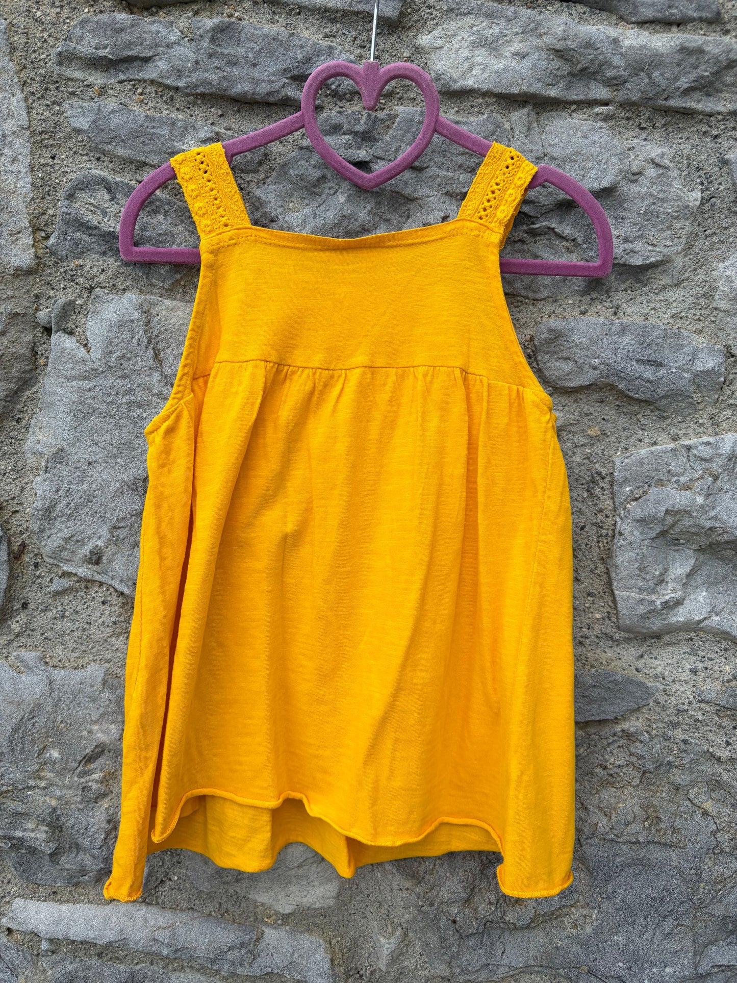 Yellow tank top 8y (128cm)