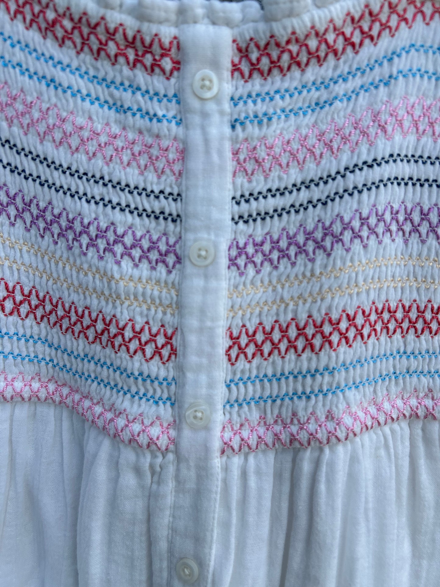 Rainbow shirred white dress 8-9y (128-134cm)