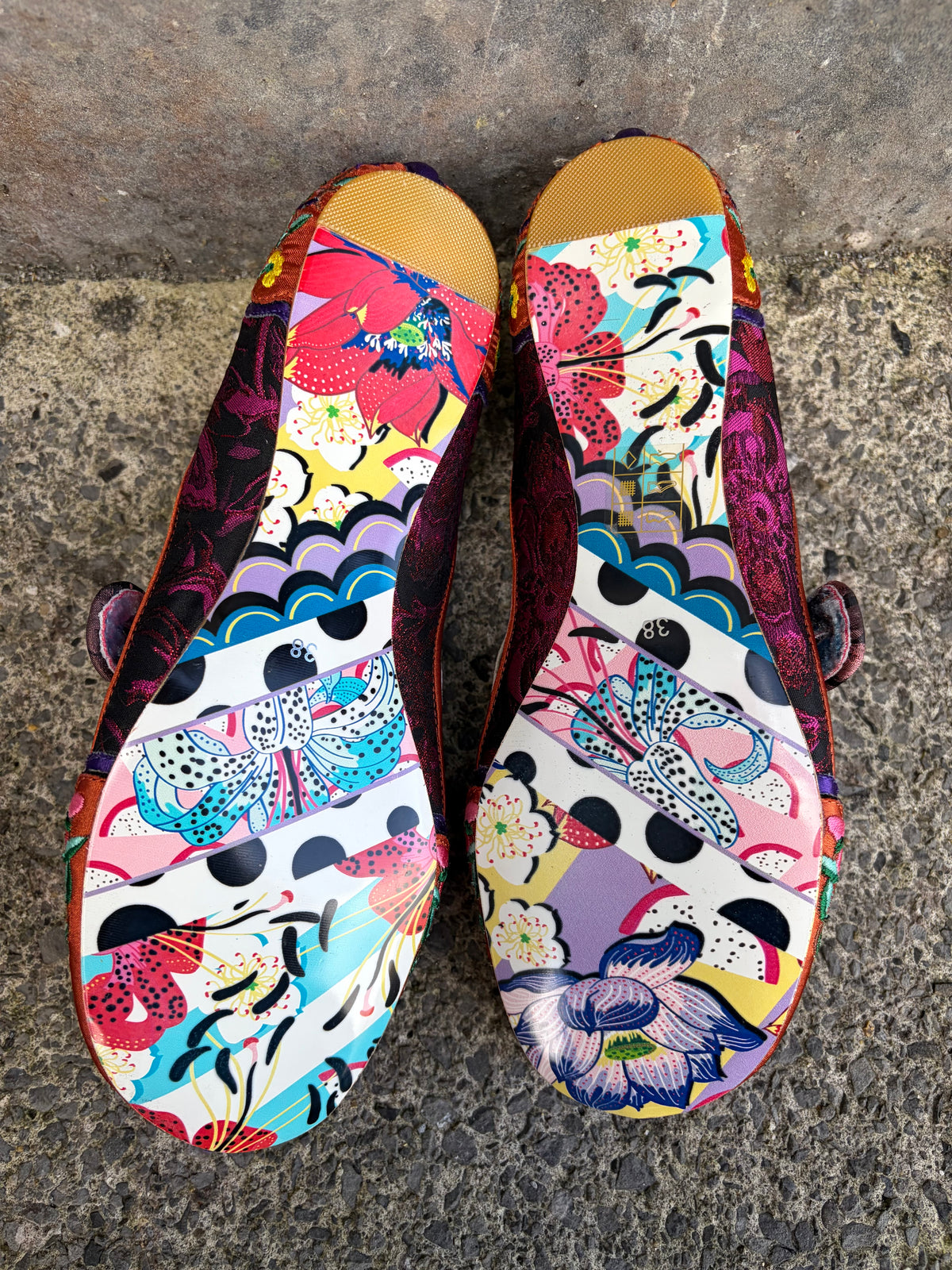 Embroidered floral flat Mary Jane shoes uk 5 (eu 38)