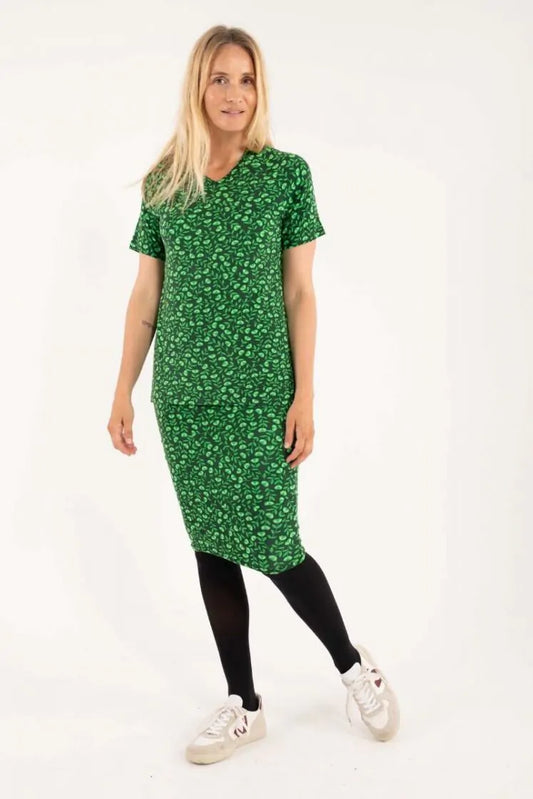 Green floral tee uk 10-12