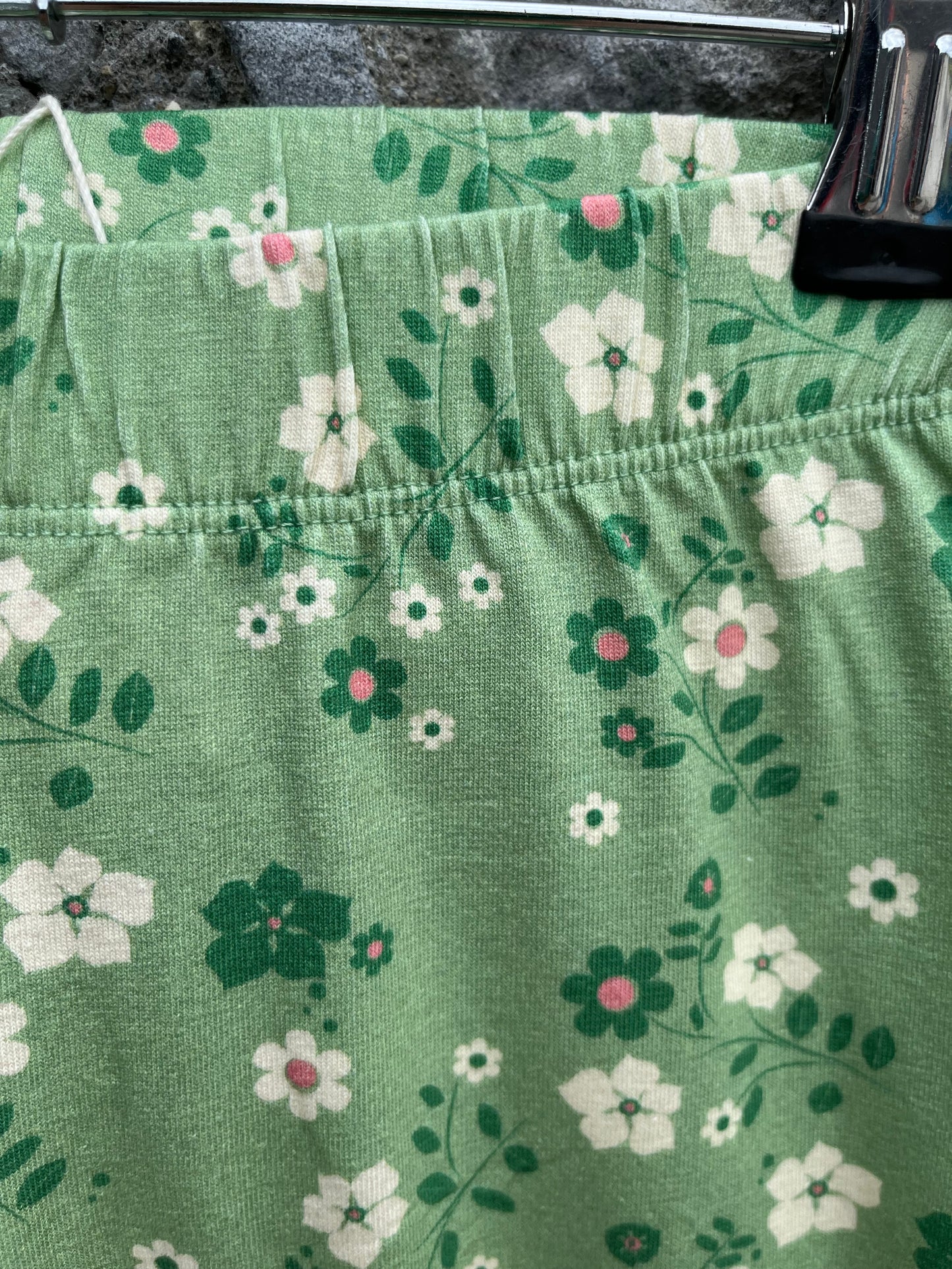 Leprechaun green floral leggings 3y (98cm)