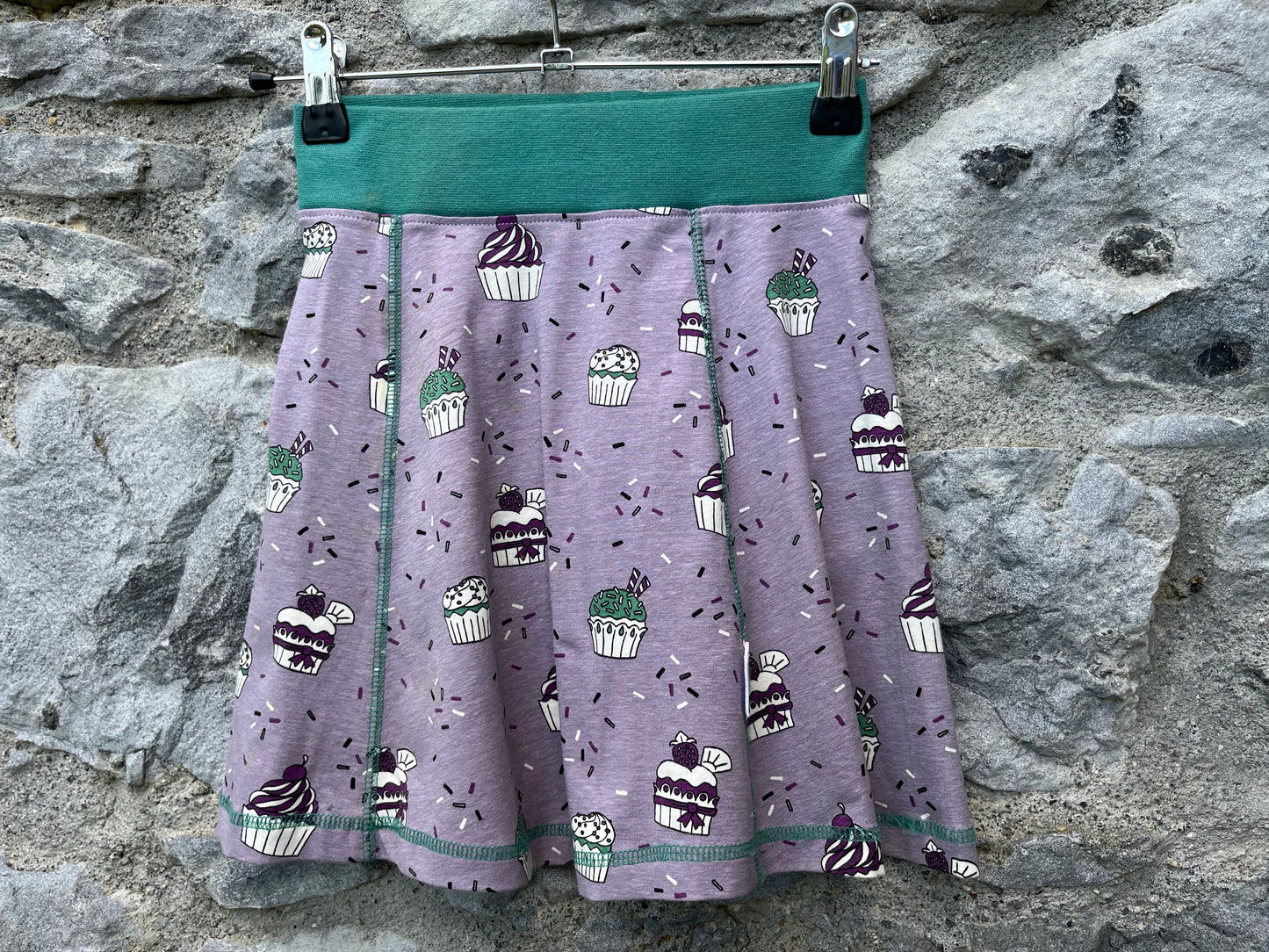Purple cupcakes skirt 7-8y (122-128cm)