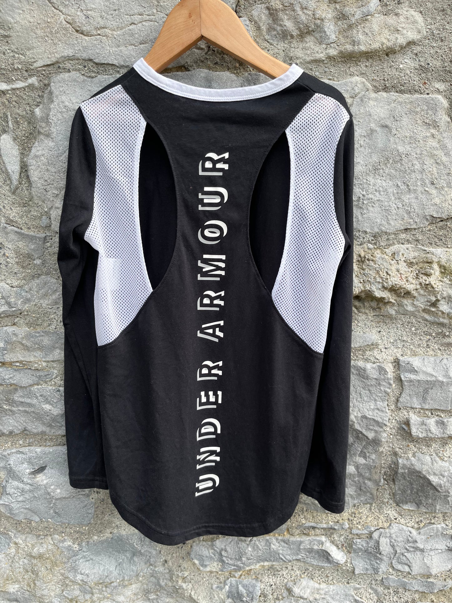 Black sport top 10-11y (140-146m)