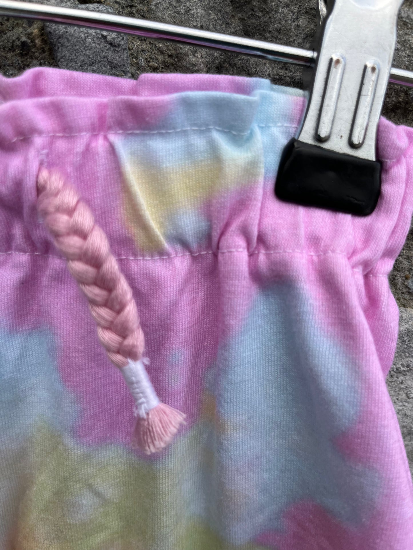 Tie dye pink shorts 6-9m (68-74cm)