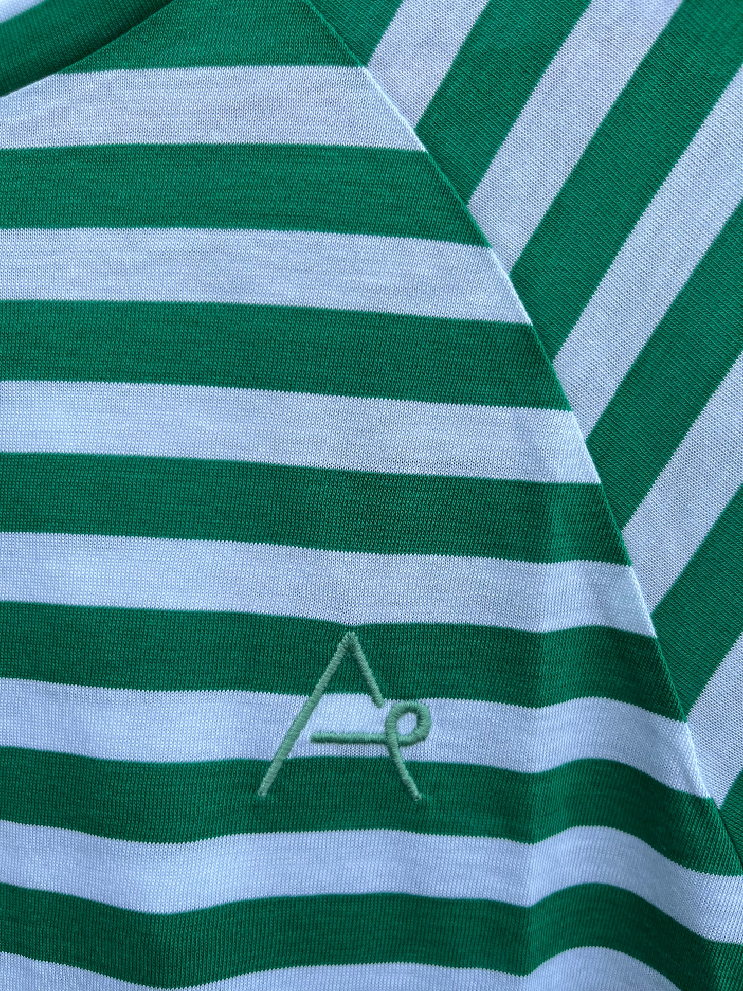 Green stripy top 11y (146cm)