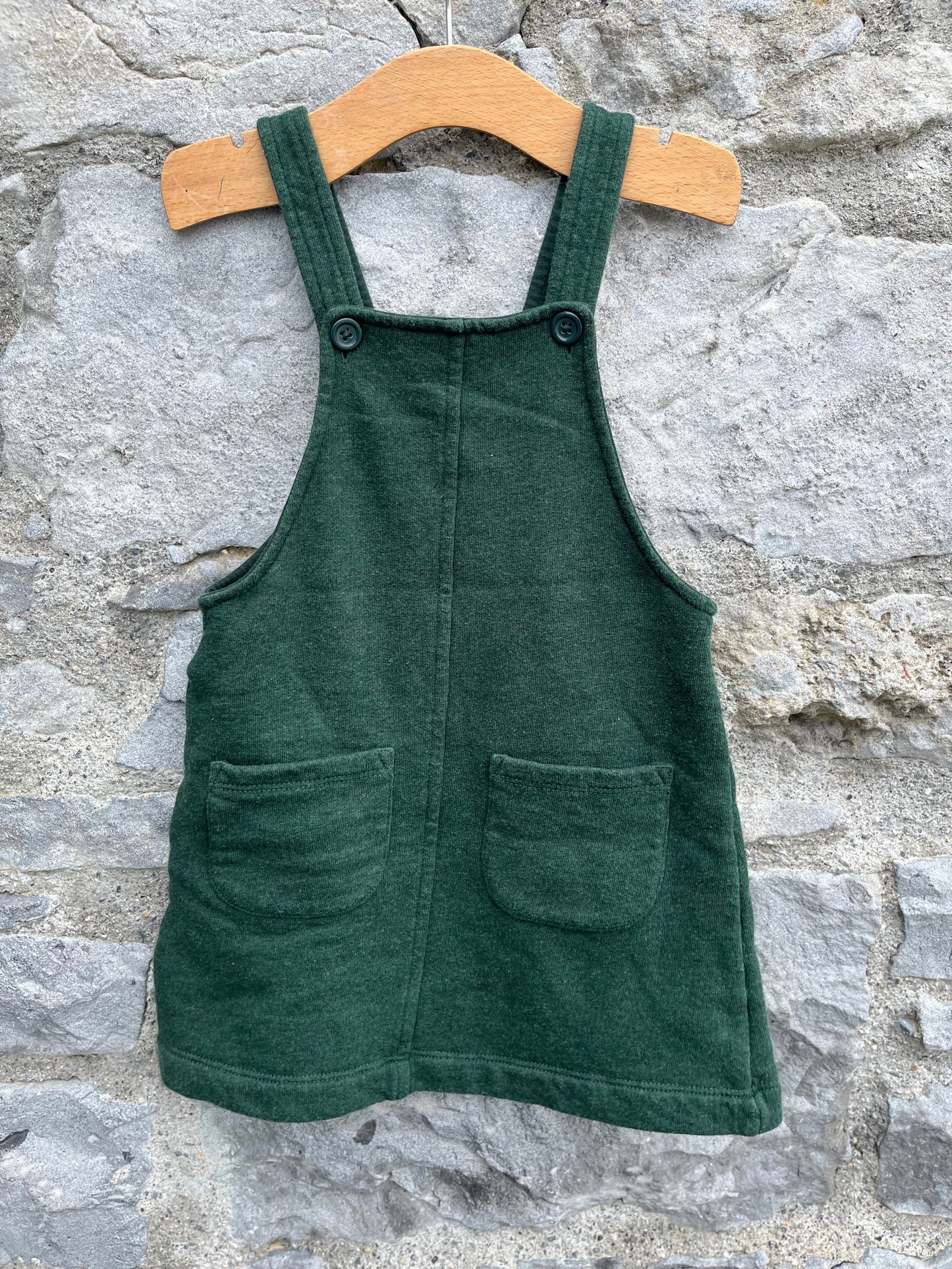 Green pinafore 2-3y (92-98cm)