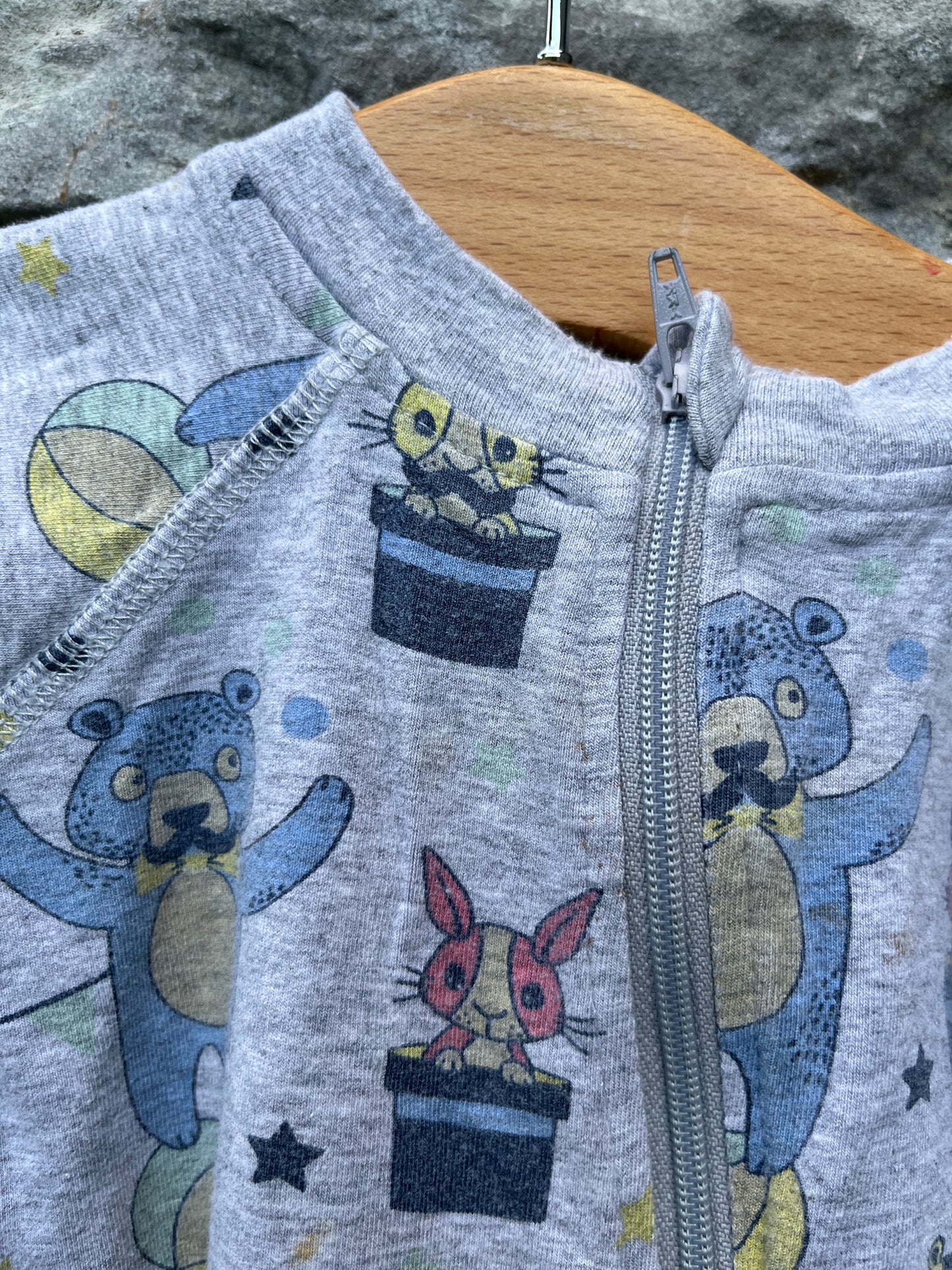 Animals grey onesie 0-1m (50-56cm)