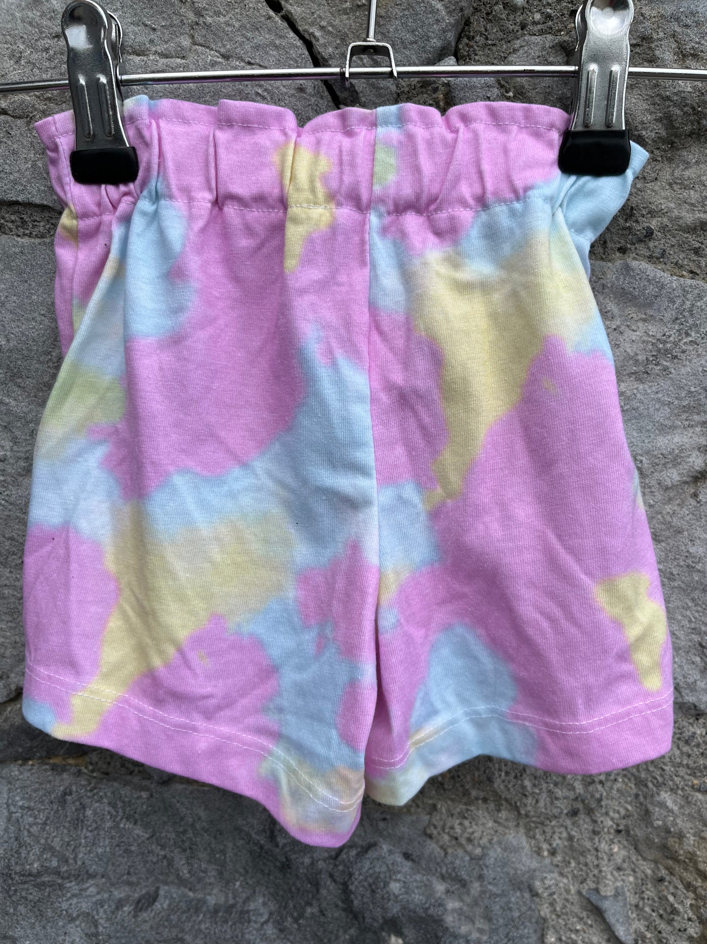 Tie dye pink shorts 6-9m (68-74cm)