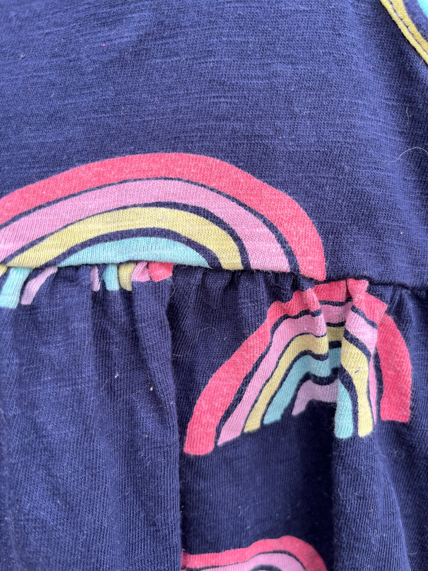 Rainbow top 5-6y (110-116cm)