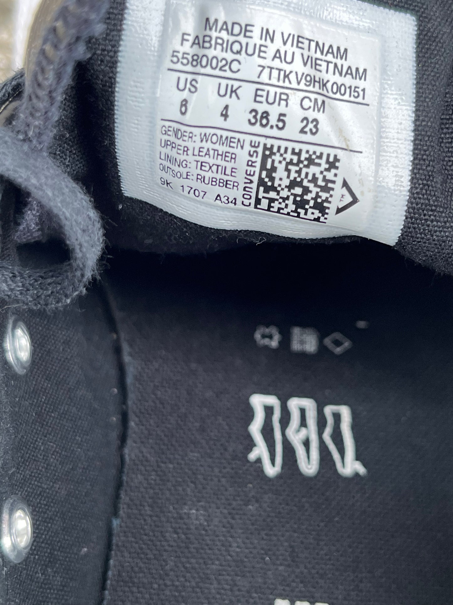 Black leather converse uk 3.5 (eu 36.5)