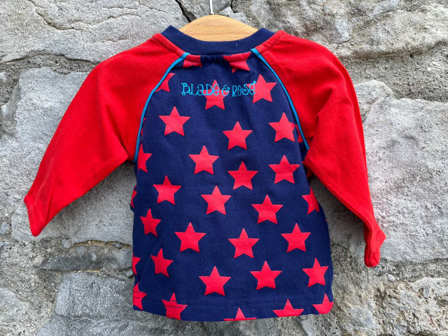 Red stars raglan top 0-3m (56-62cm)