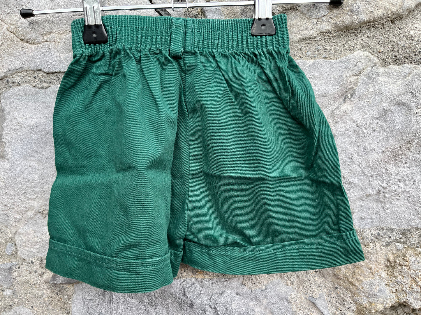 90s green shorts 6-12m (68-80cm)