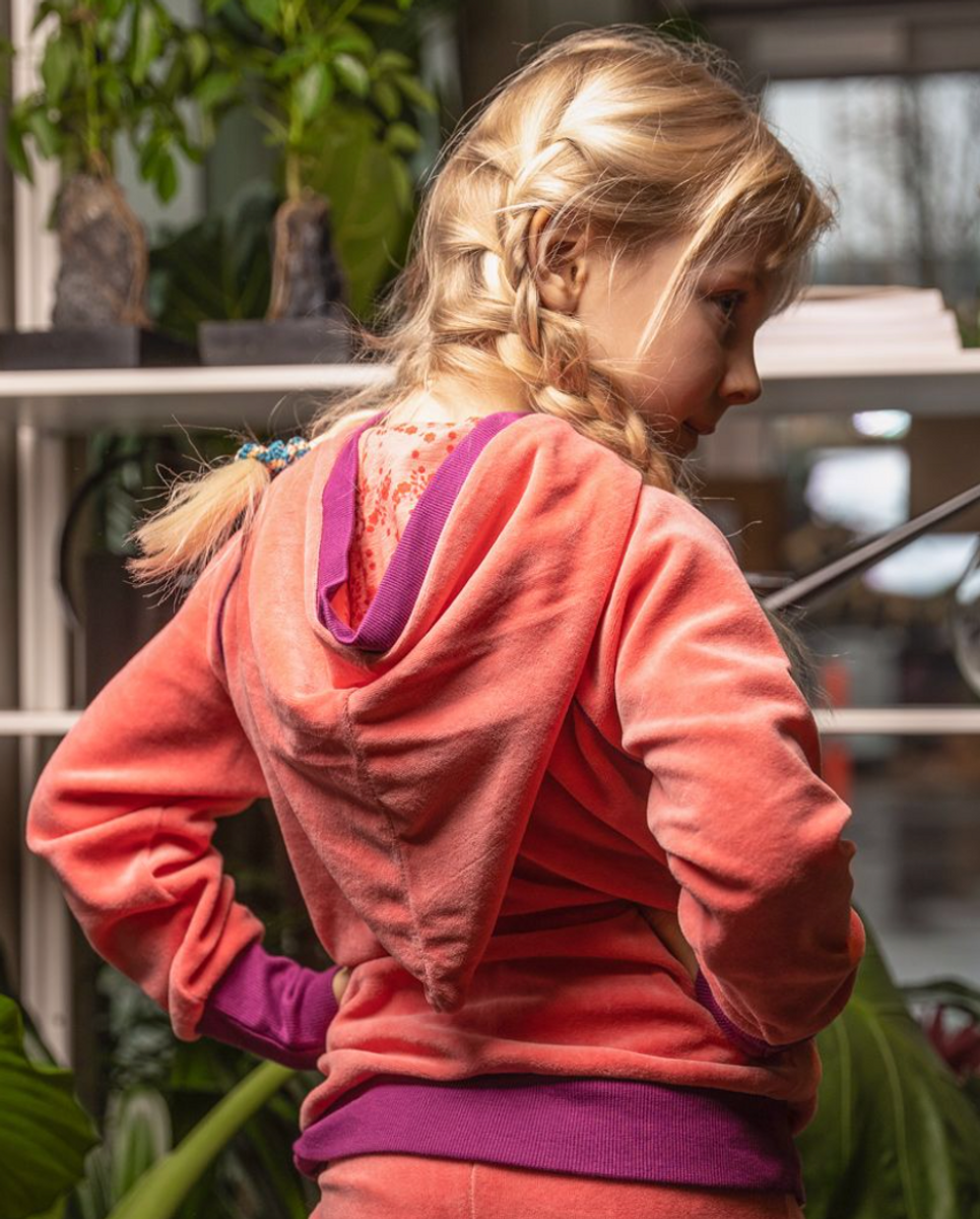 Pink velour hoodie 7-8y (122-128cm)