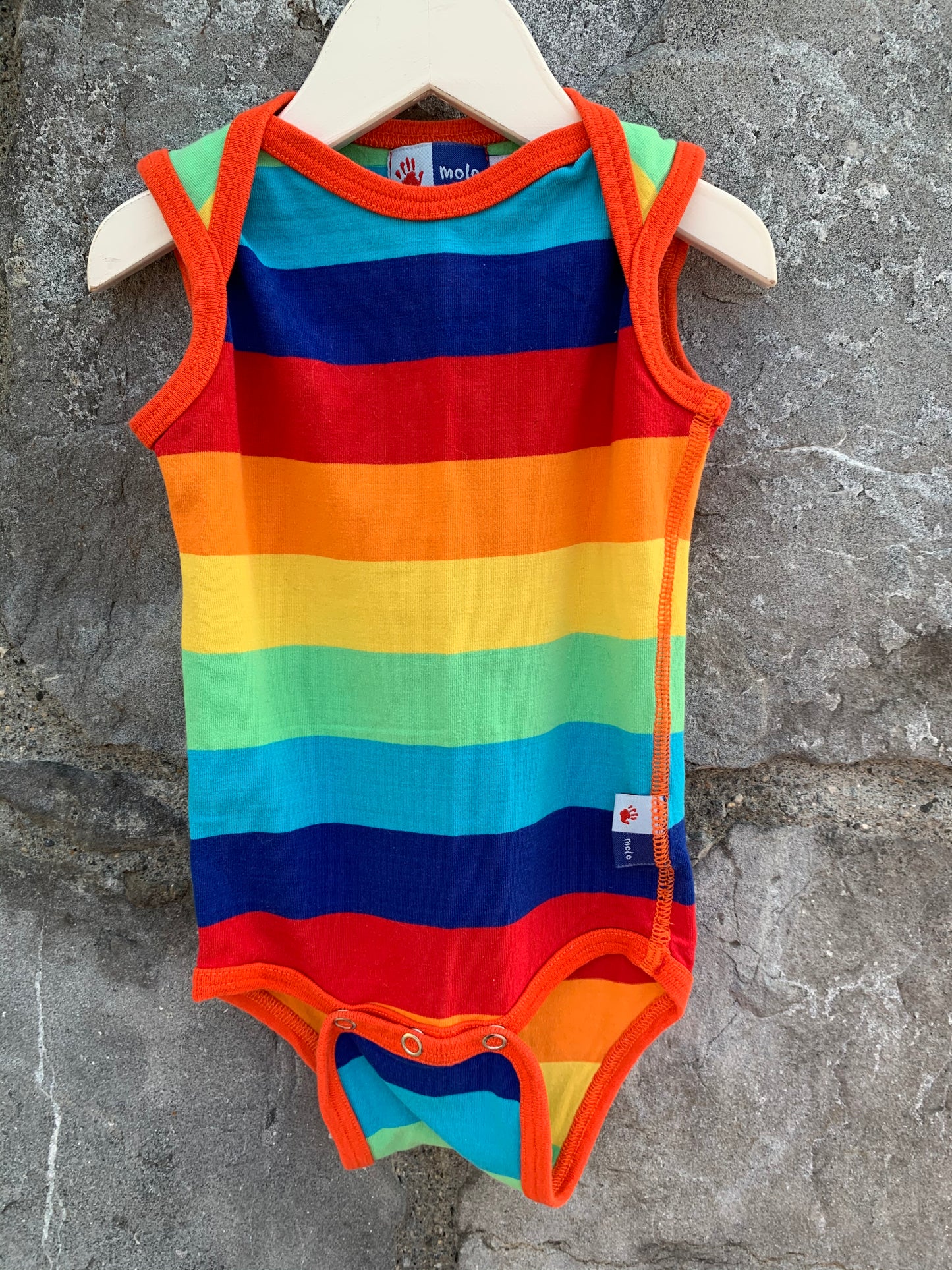 Rainbow stripes vest 12m (80cm)