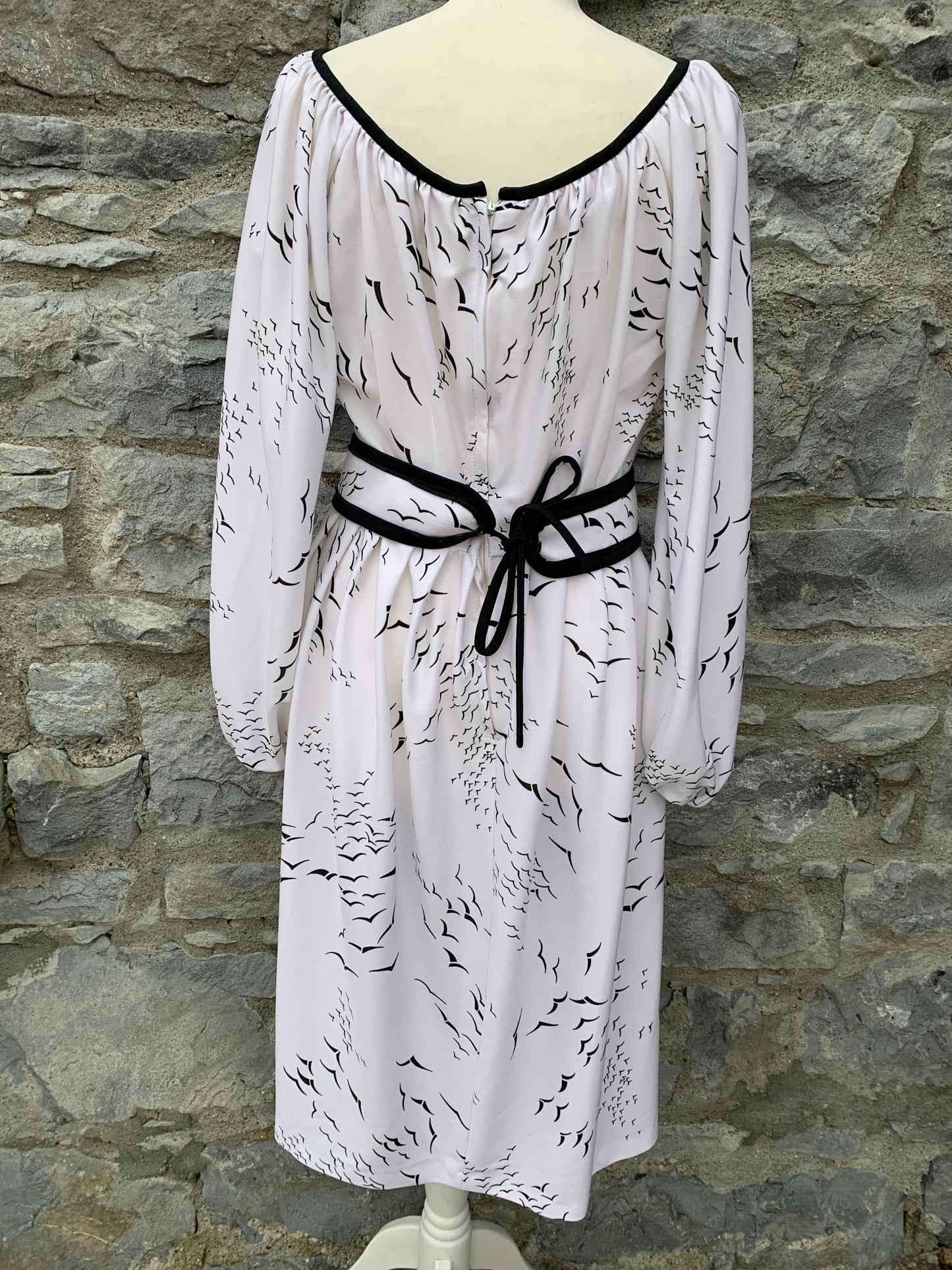 Ian Paters 80s white birds dress uk 12