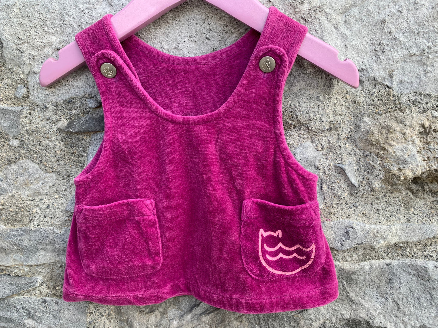 Purple velvet pinafore 0-3m (56-62cm)