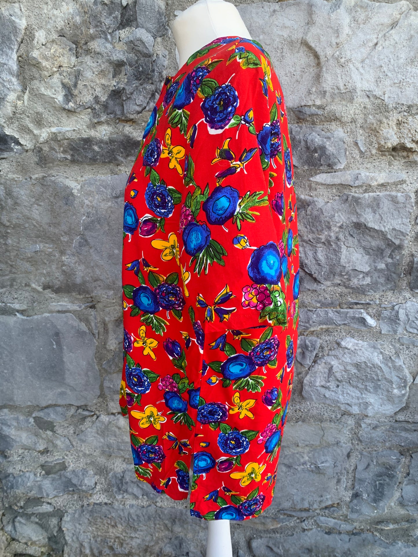 Red shirt with blue flowers uk 12-14
