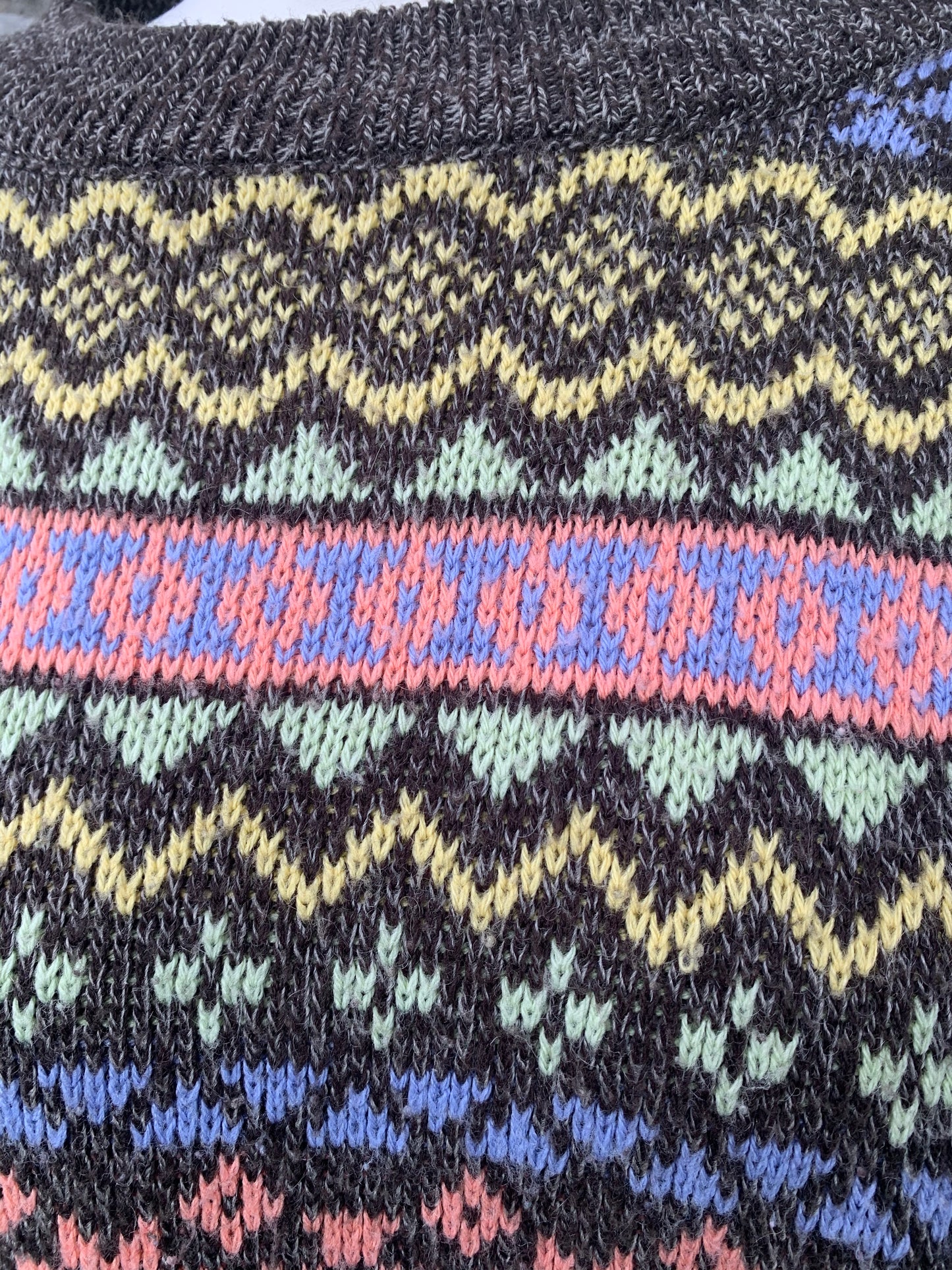 Esprit 90s geometric jumper M/L